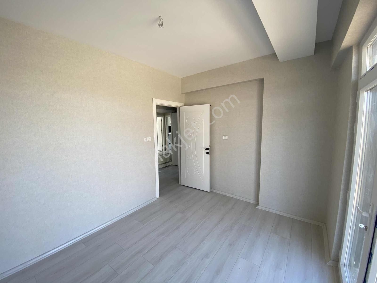 Meram Fen Lise Yanı 3+1 Şık Tasarımlı 30 M² Hobi Bahçeli Daire - Görsel 3