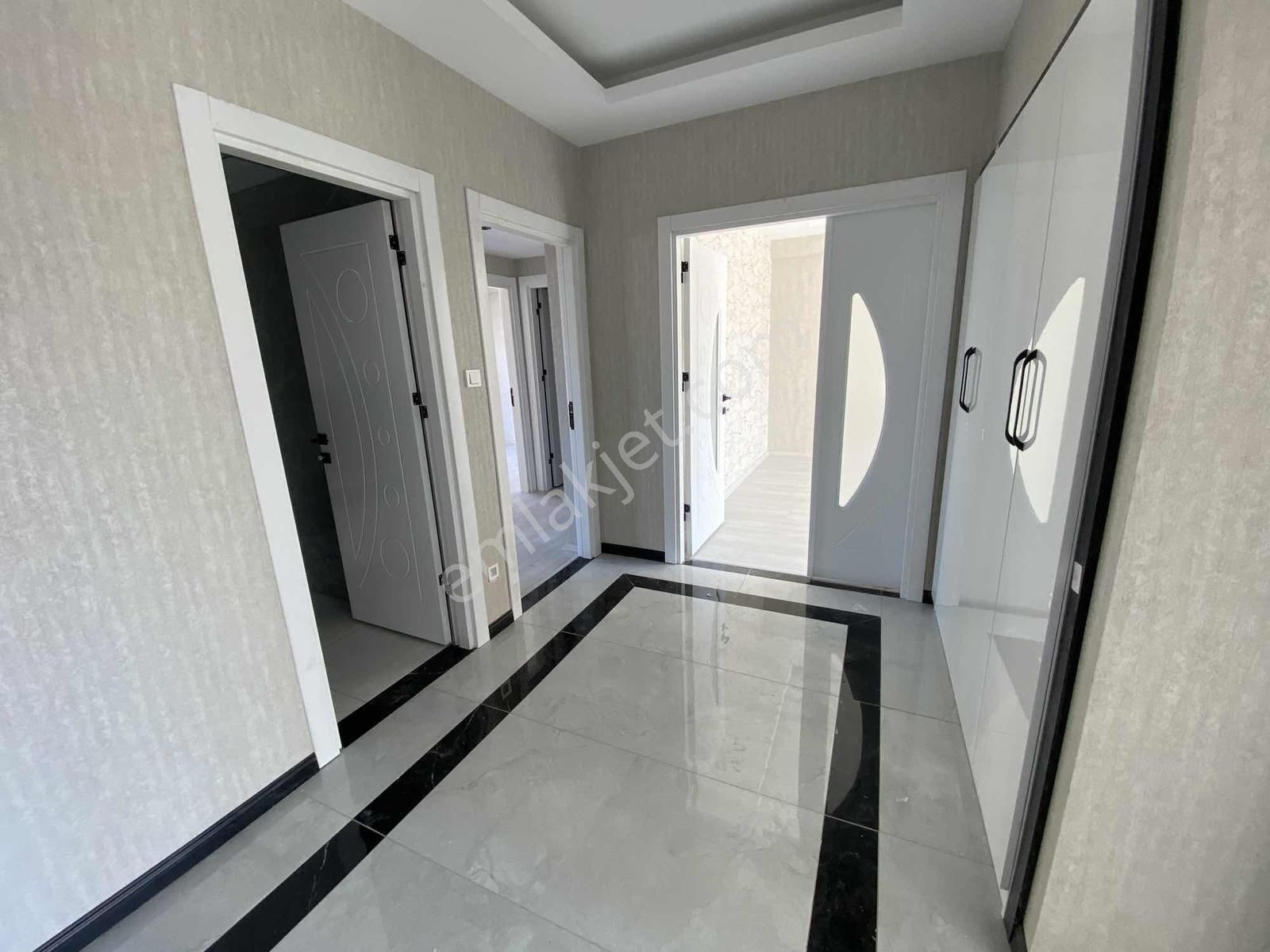 Meram Fen Lise Yanı 3+1 Şık Tasarımlı 30 M² Hobi Bahçeli Daire - Görsel 20