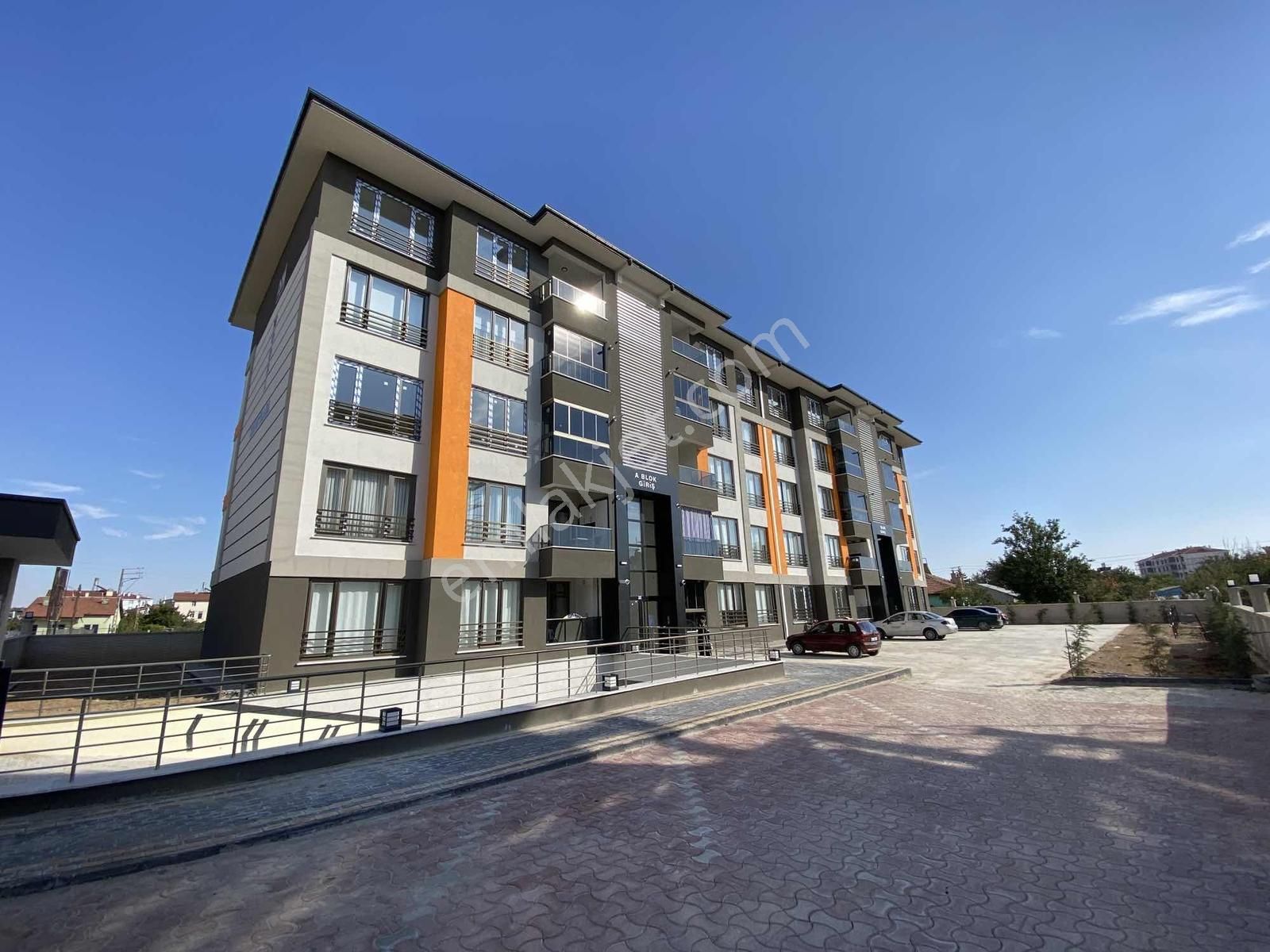 Meram Fen Lise Yanı 3+1 Şık Tasarımlı 30 M² Hobi Bahçeli Daire - Görsel 24