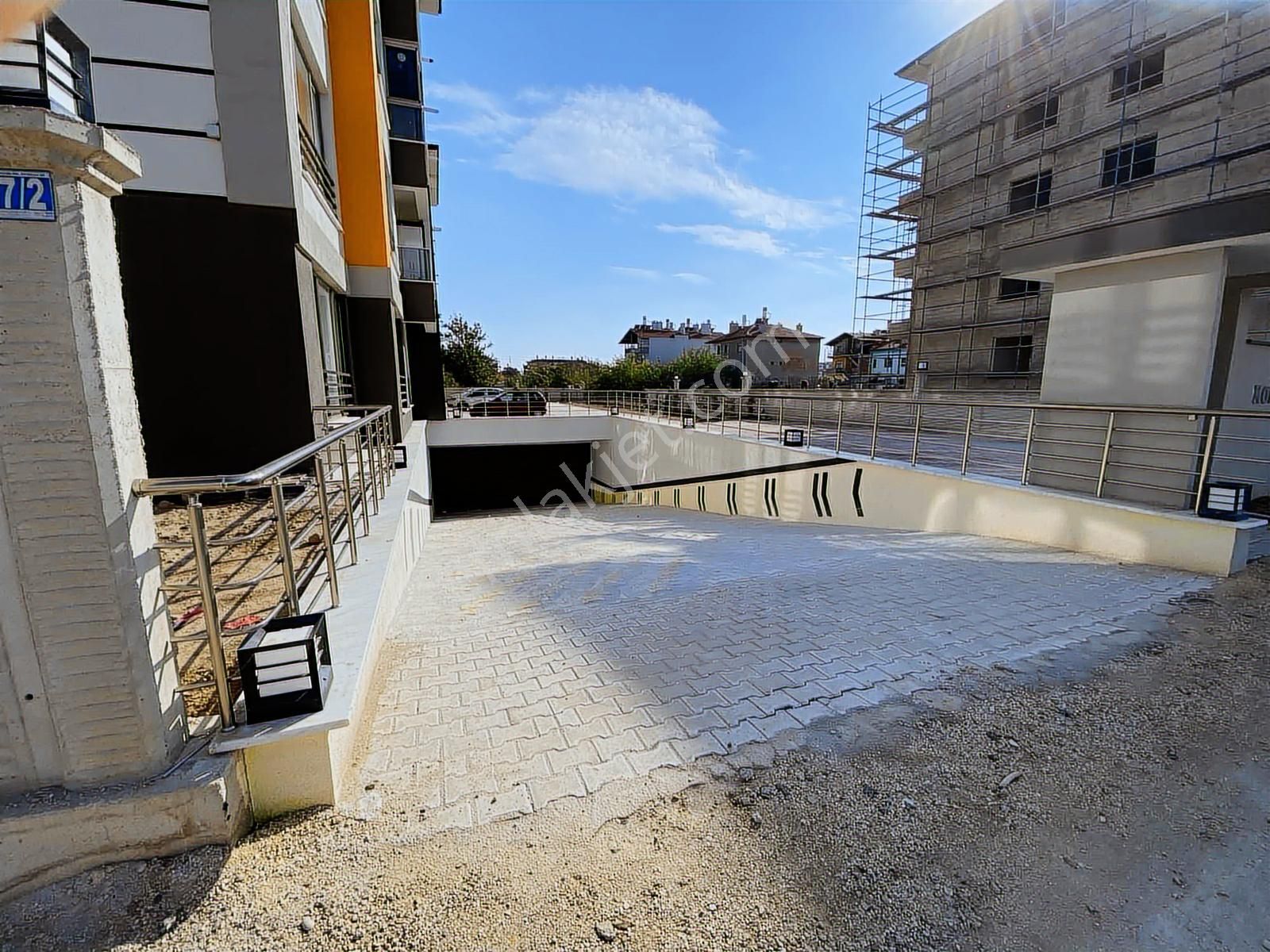 Meram Fen Lise Yanı 3+1 Şık Tasarımlı 30 M² Hobi Bahçeli Daire - Görsel 25