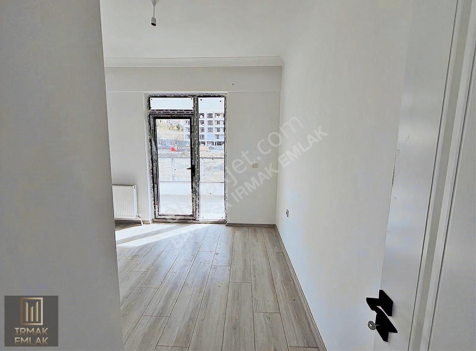 Irmak Emlak- Yapracık Atayurt Mahallesi Oturuma Hazır Ara Kat 2+1 Daire - Görsel 11