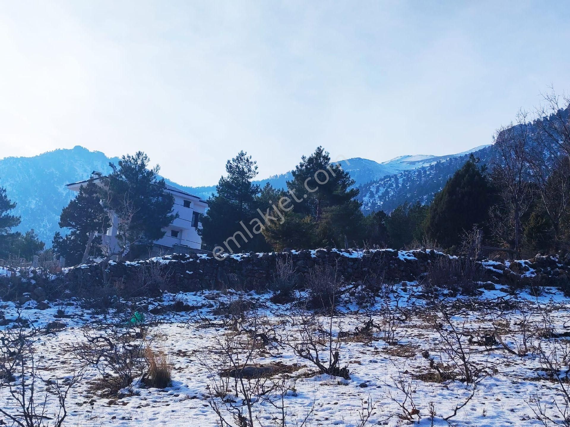 Pozantı Kar Emlak Tan Yeni Konacık Bozkırlı Mevkiinde Yaylalık 370 M2 Satılık Arsa - Görsel 15