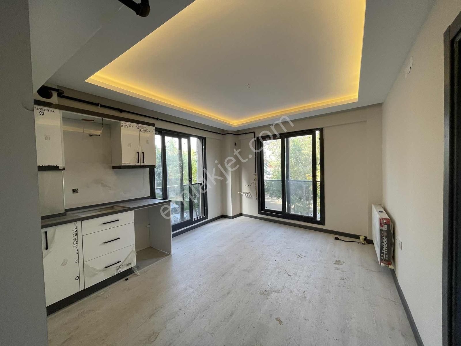 Buca Hürriyet Mahallesi 3 Cepheli Satılık 1+1 Daire - Görsel 18