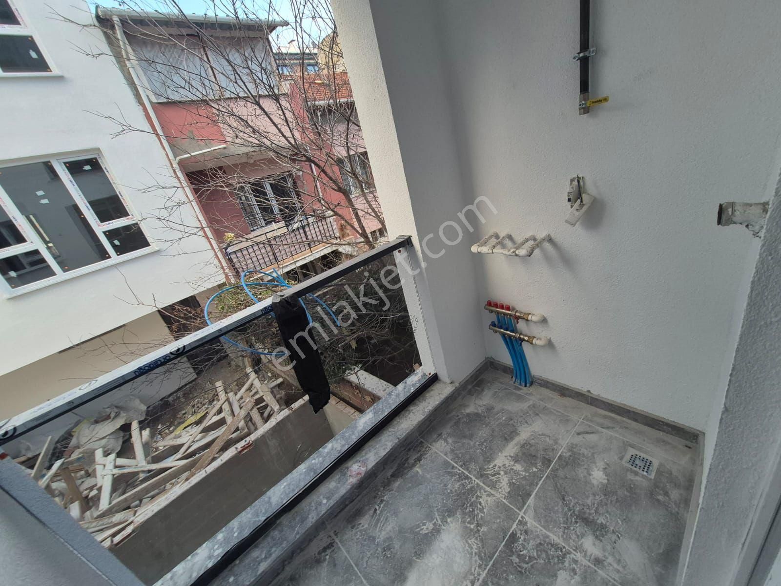 Çamlıca Mahallesinde Satılık 2+0 Daireler - Görsel 9