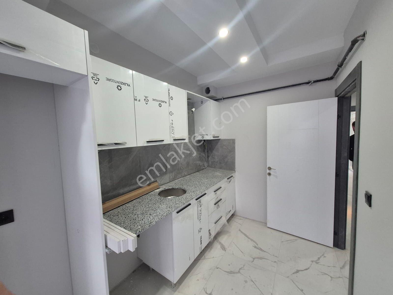 Çamlıca Mahallesinde Satılık 2+0 Daireler - Görsel 2