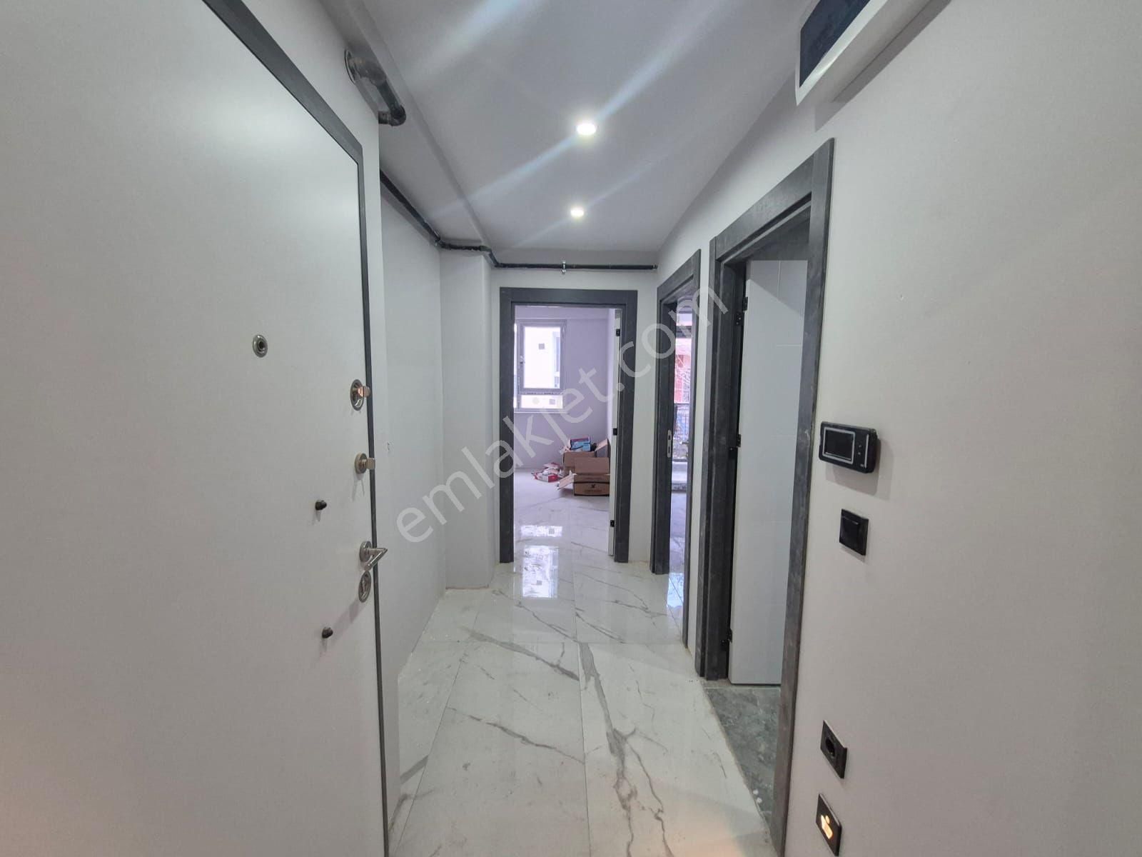 Çamlıca Mahallesinde Satılık 2+0 Daireler - Görsel 13