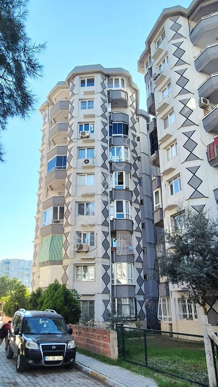 Torbalı'da Site İçinde Nitelikli Tadilatlı Satılık 2+1 Daire - Görsel 24