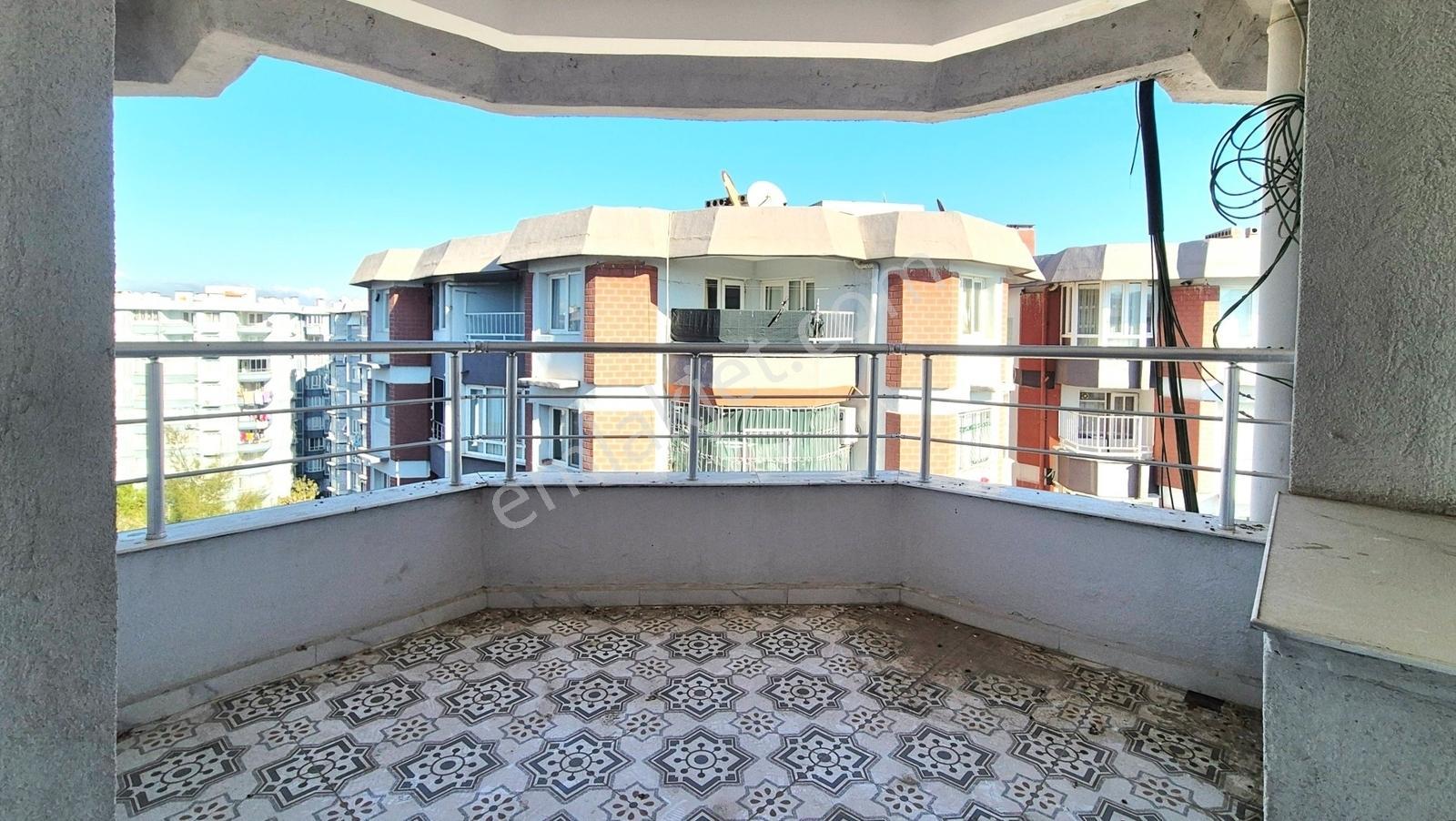 Torbalı'da Site İçinde Nitelikli Tadilatlı Satılık 2+1 Daire - Görsel 23