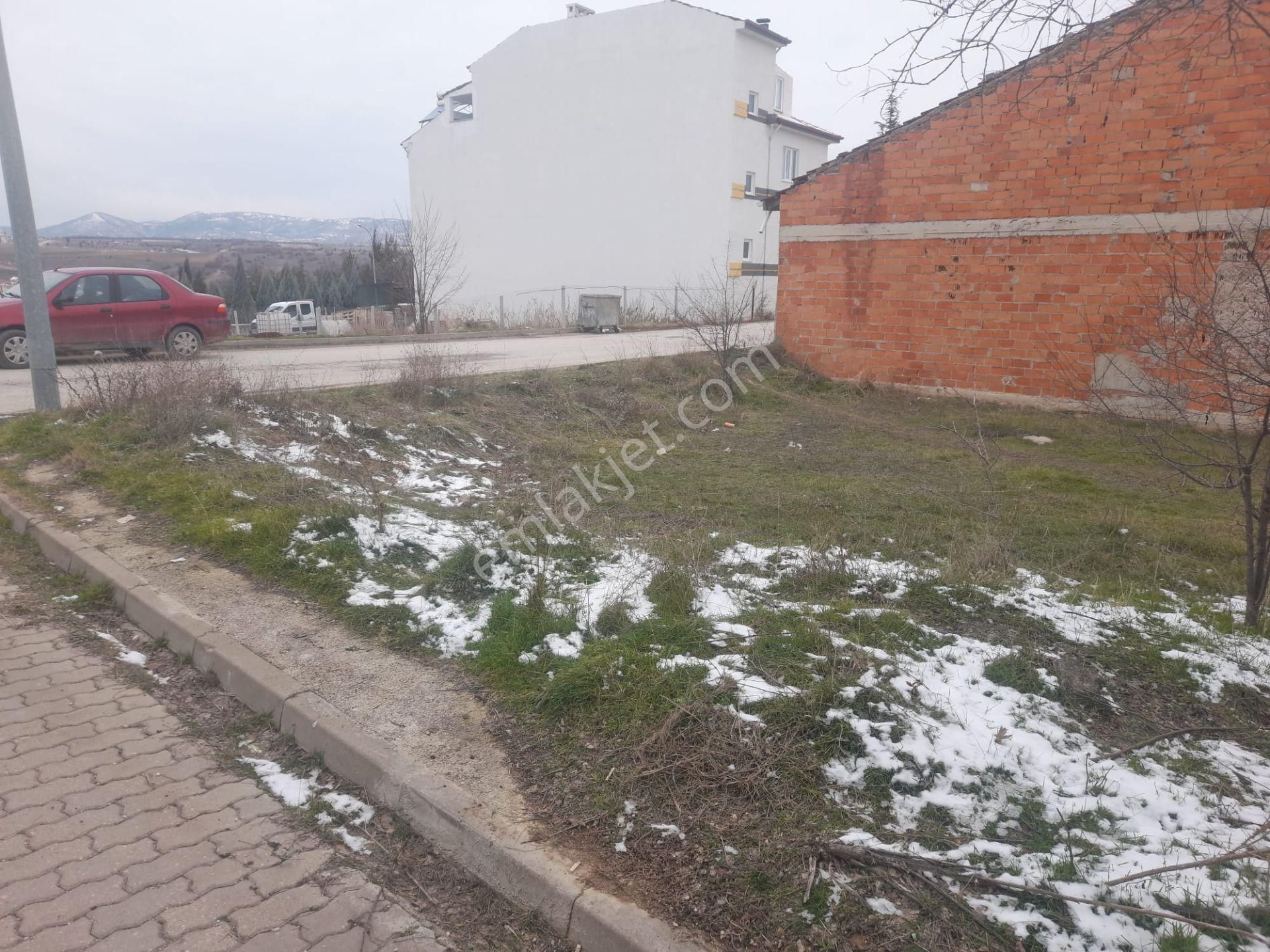 Trenday Emlak'tan Ertuğrul Caddesi Köşe Konumda 225 M2 Arsa - Görsel 6