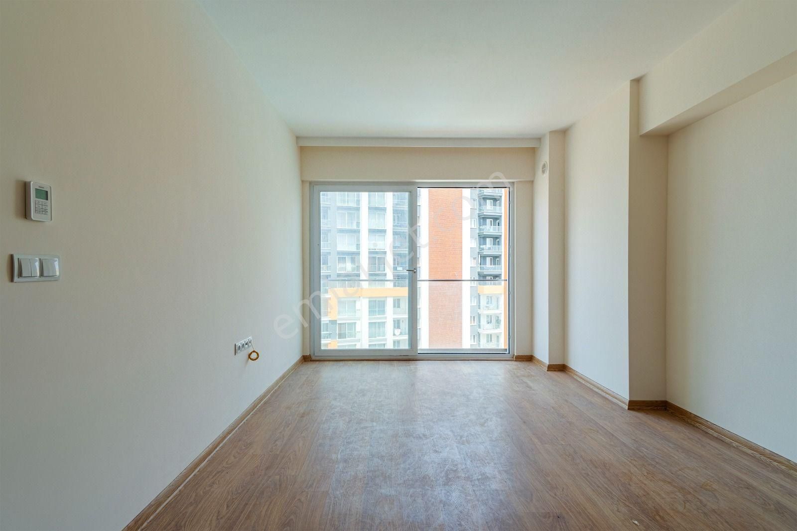 Sahibinden Ekpa 1207 Havuz Manzaralı Acil Satılık - Görsel 2