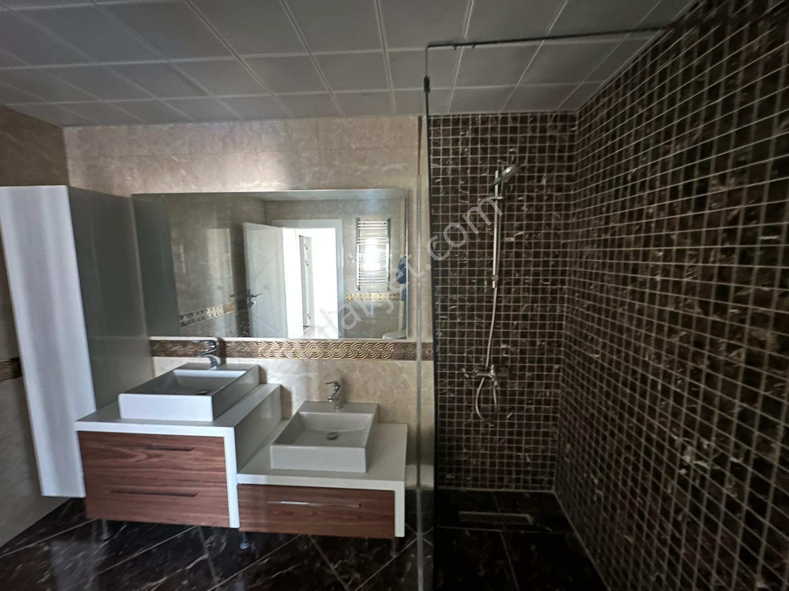 Irmak Emlak- Bağlıca Aksın Dora Kontlarında Satılık Ara Katta 4+1 Daire - Görsel 23