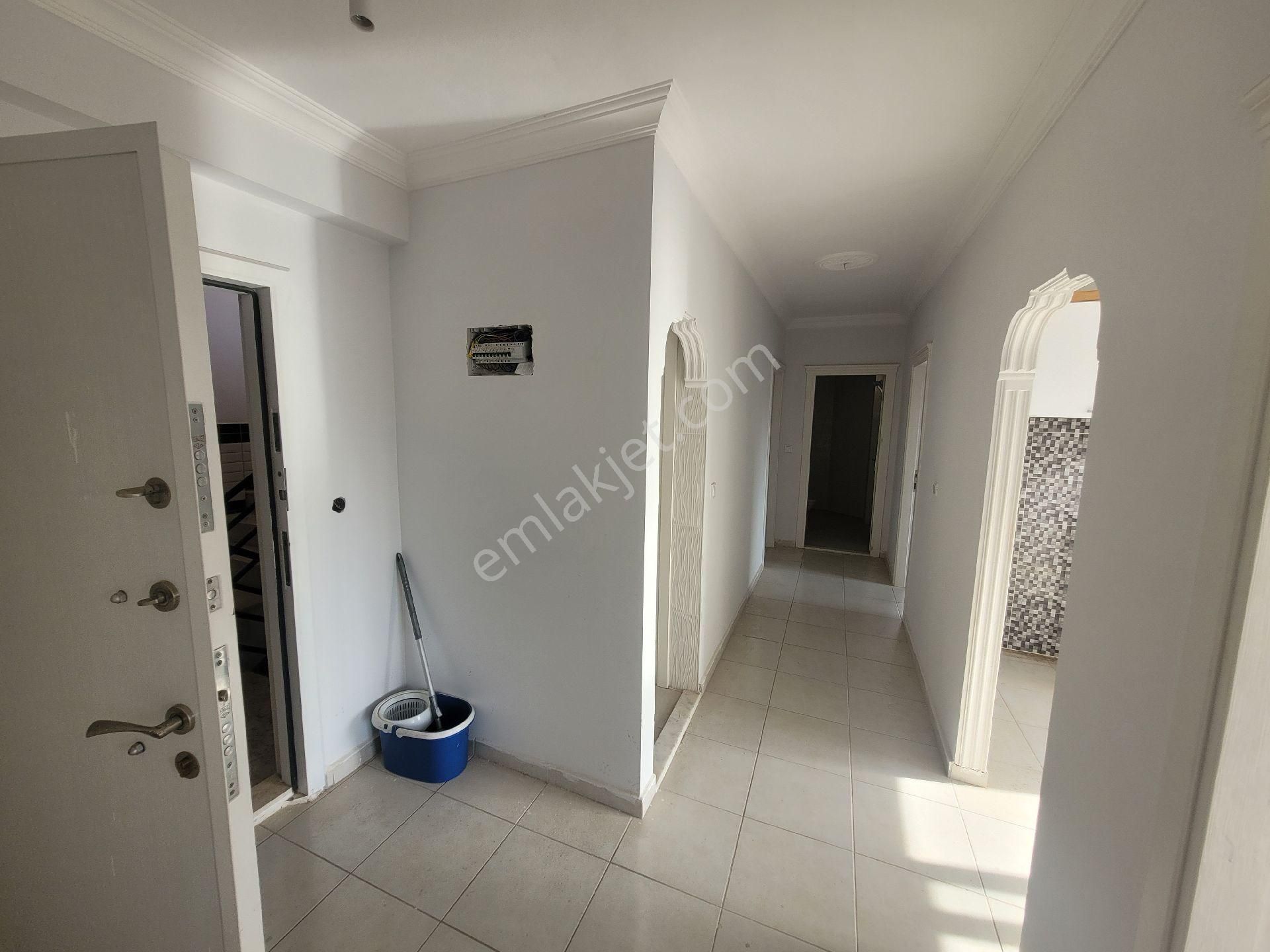 Satılık... Emsalsiz Fiyata Katta Asansörlü 3+1 - Görsel 6