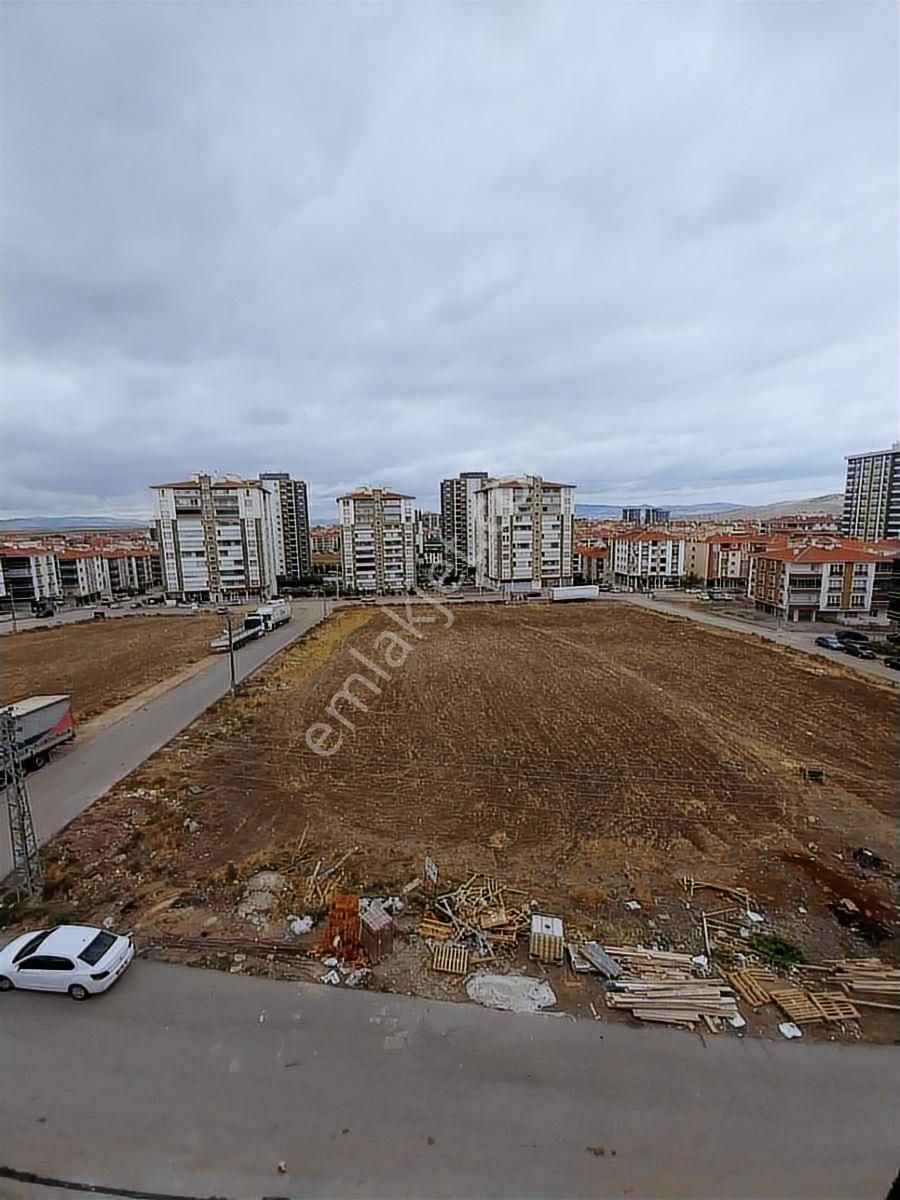 Emza Gayrimenkul'den Köşe Başı, Önü Açık, Yola Yakın 3+1 - Görsel 13