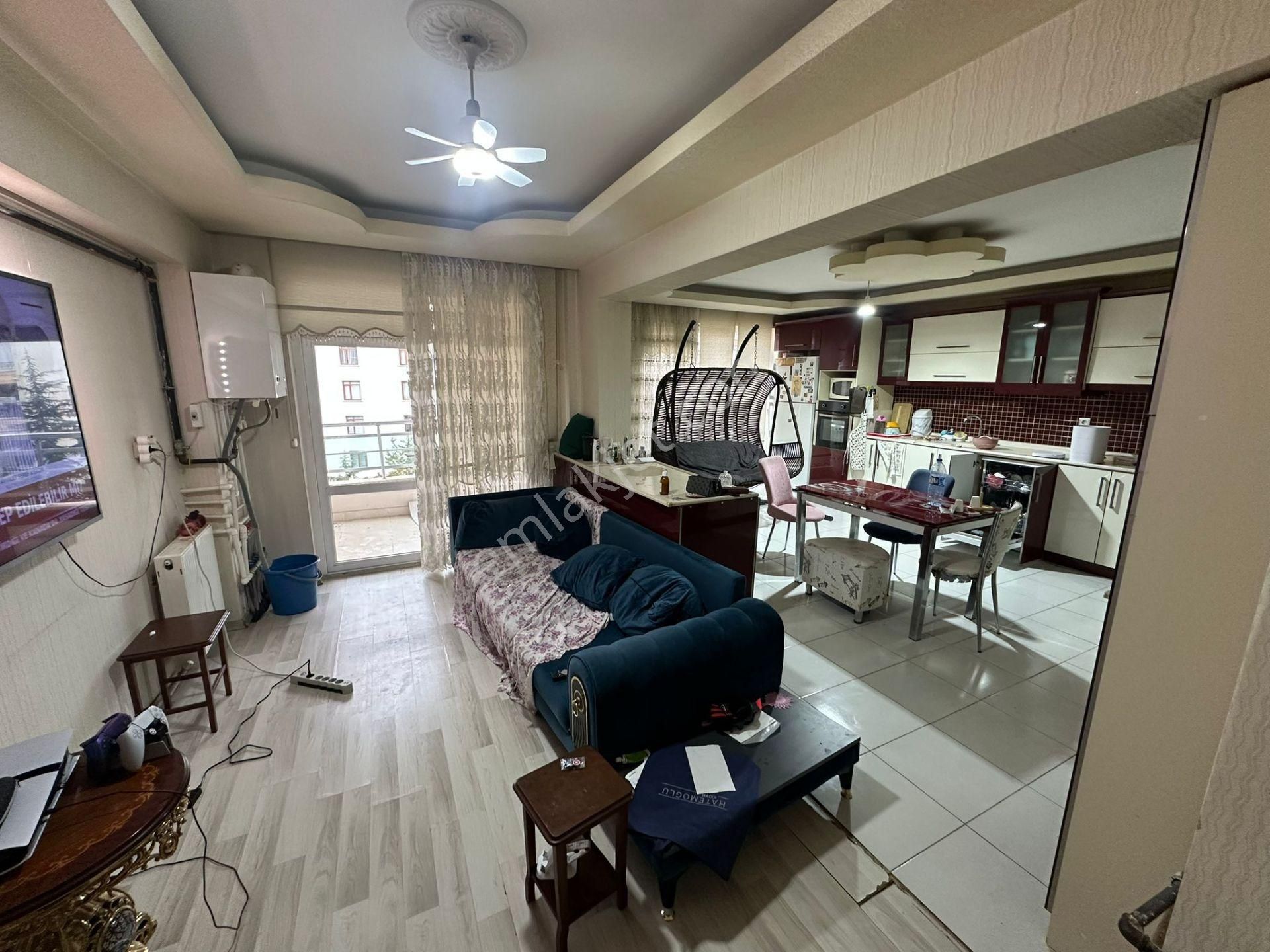 Yeşiltepe'de Manzaralı Full+full Çift Girişli Dubleks