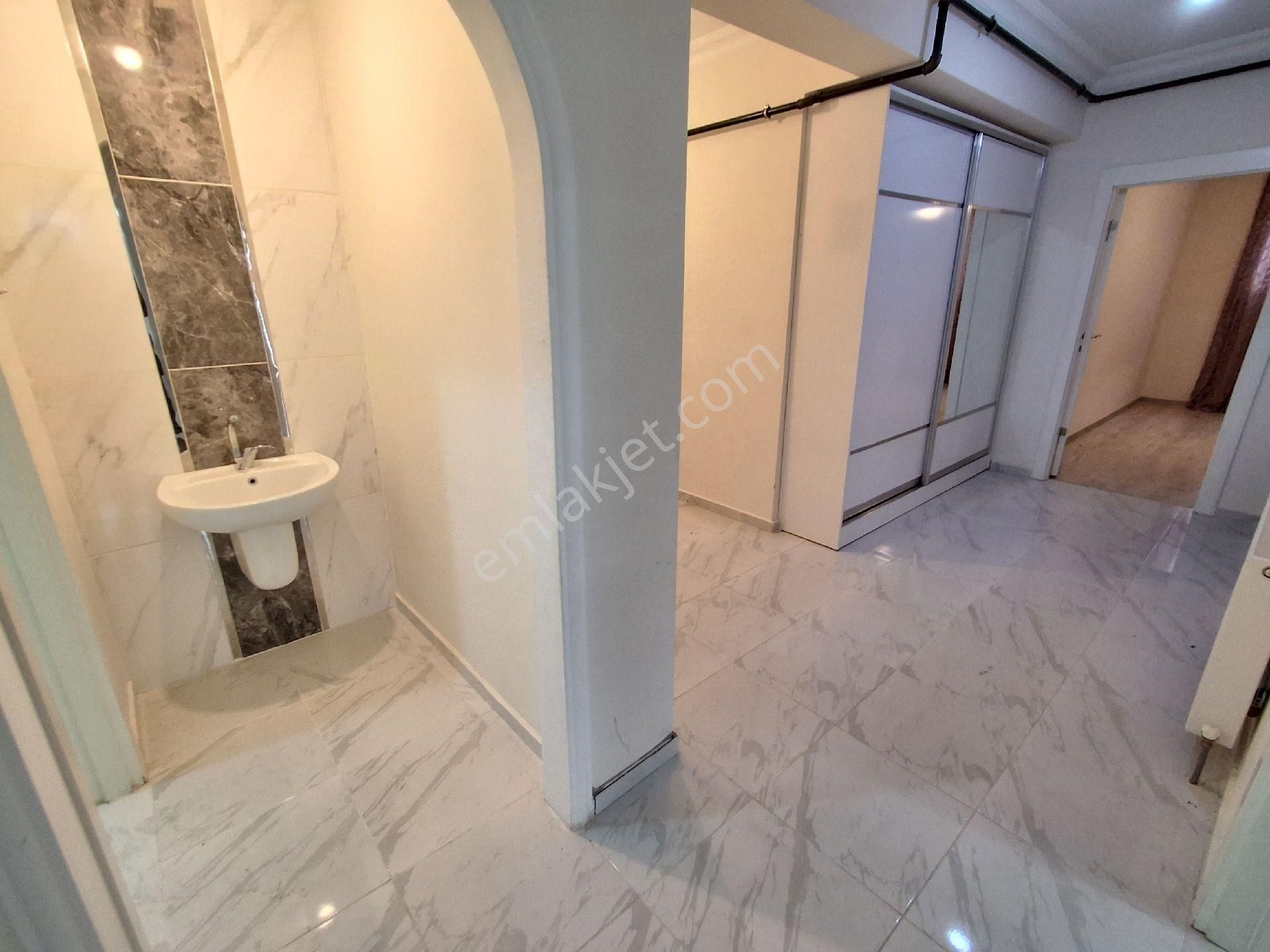 Karapürçek Atçifligi Yanı 3+1 Kot1 De Asansörlü Kombi Vestiyer Ç.banyolu - Görsel 21