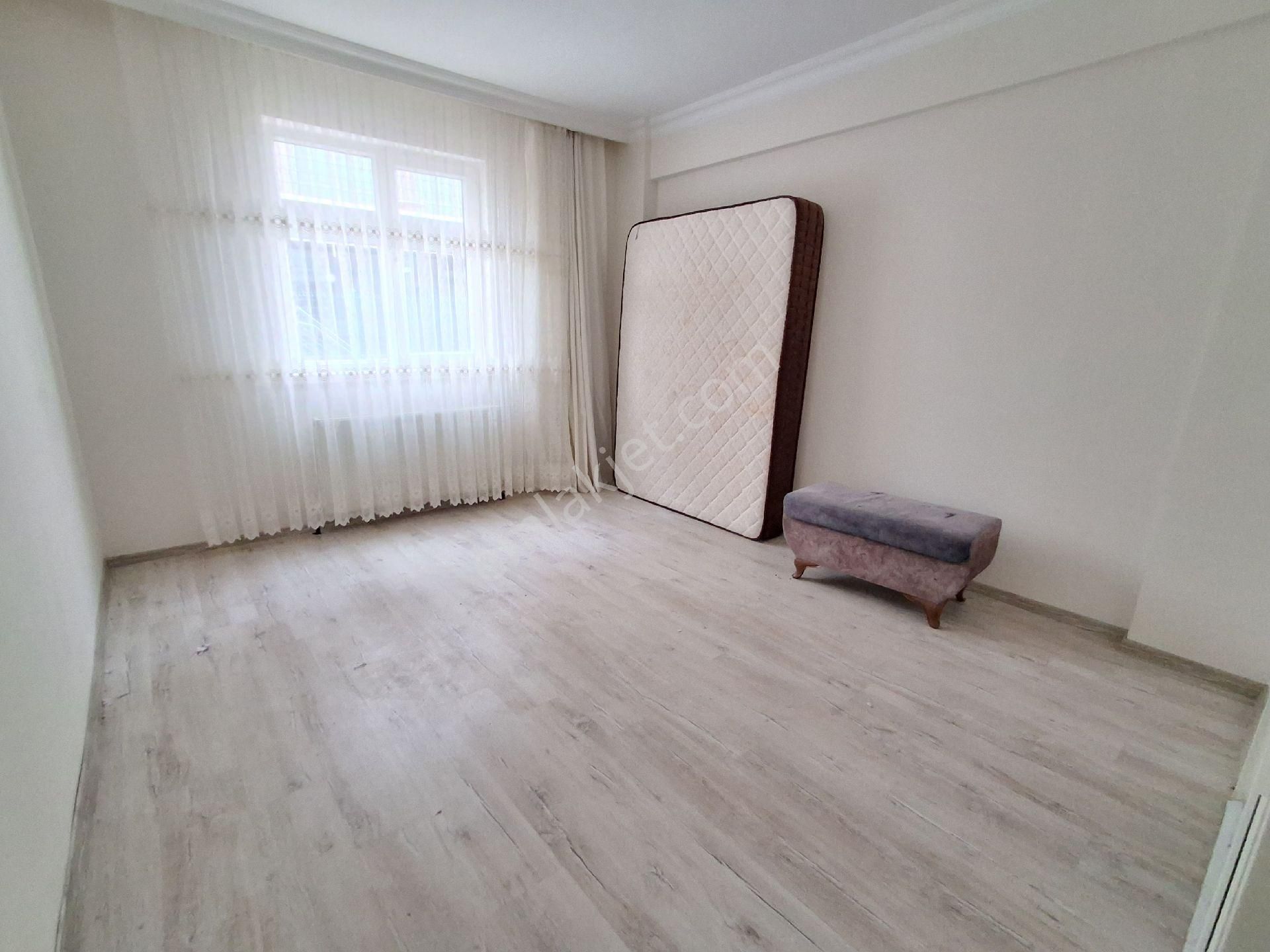 Karapürçek Atçifligi Yanı 3+1 Kot1 De Asansörlü Kombi Vestiyer Ç.banyolu - Görsel 10