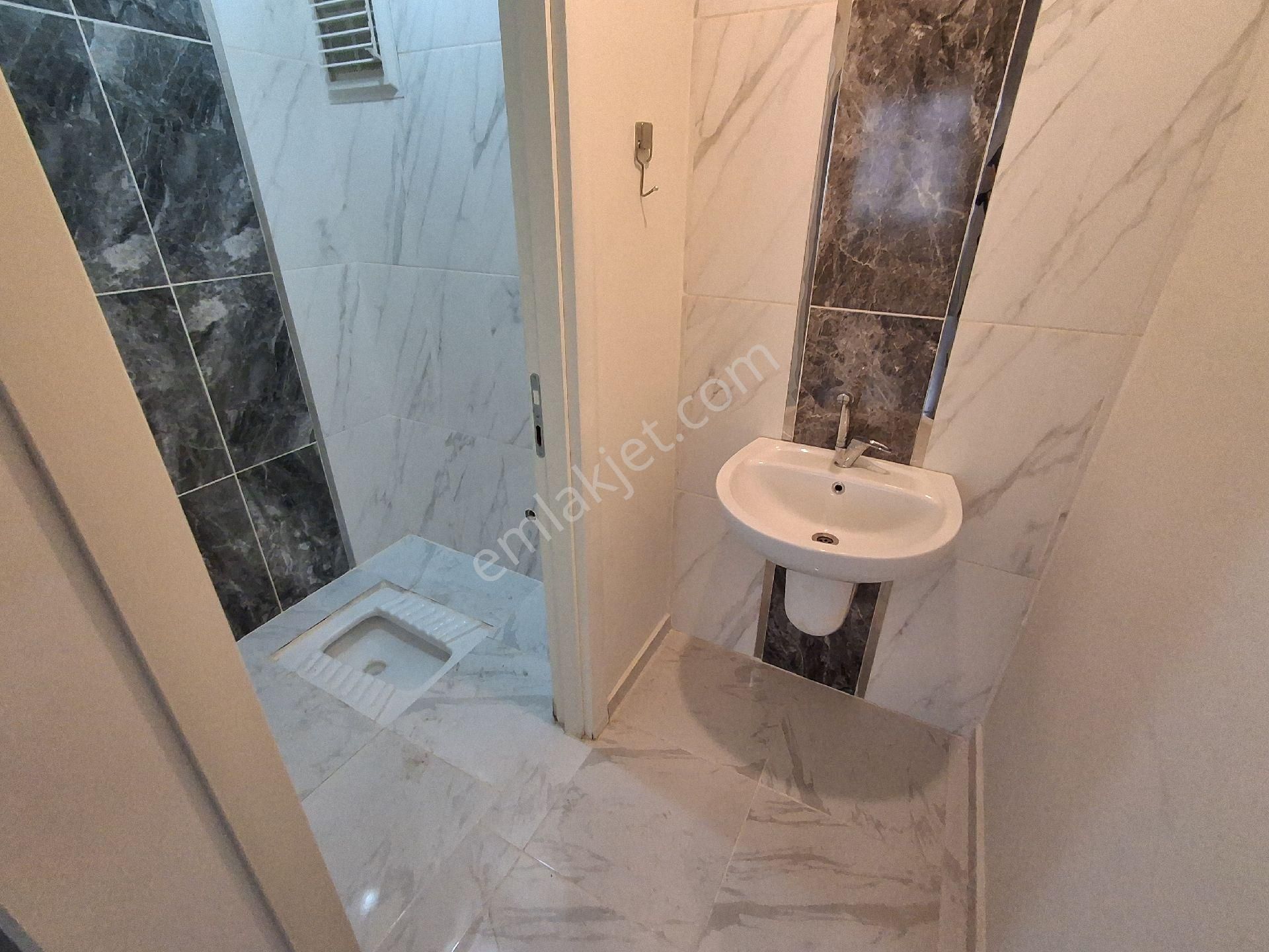 Karapürçek Atçifligi Yanı 3+1 Kot1 De Asansörlü Kombi Vestiyer Ç.banyolu - Görsel 26