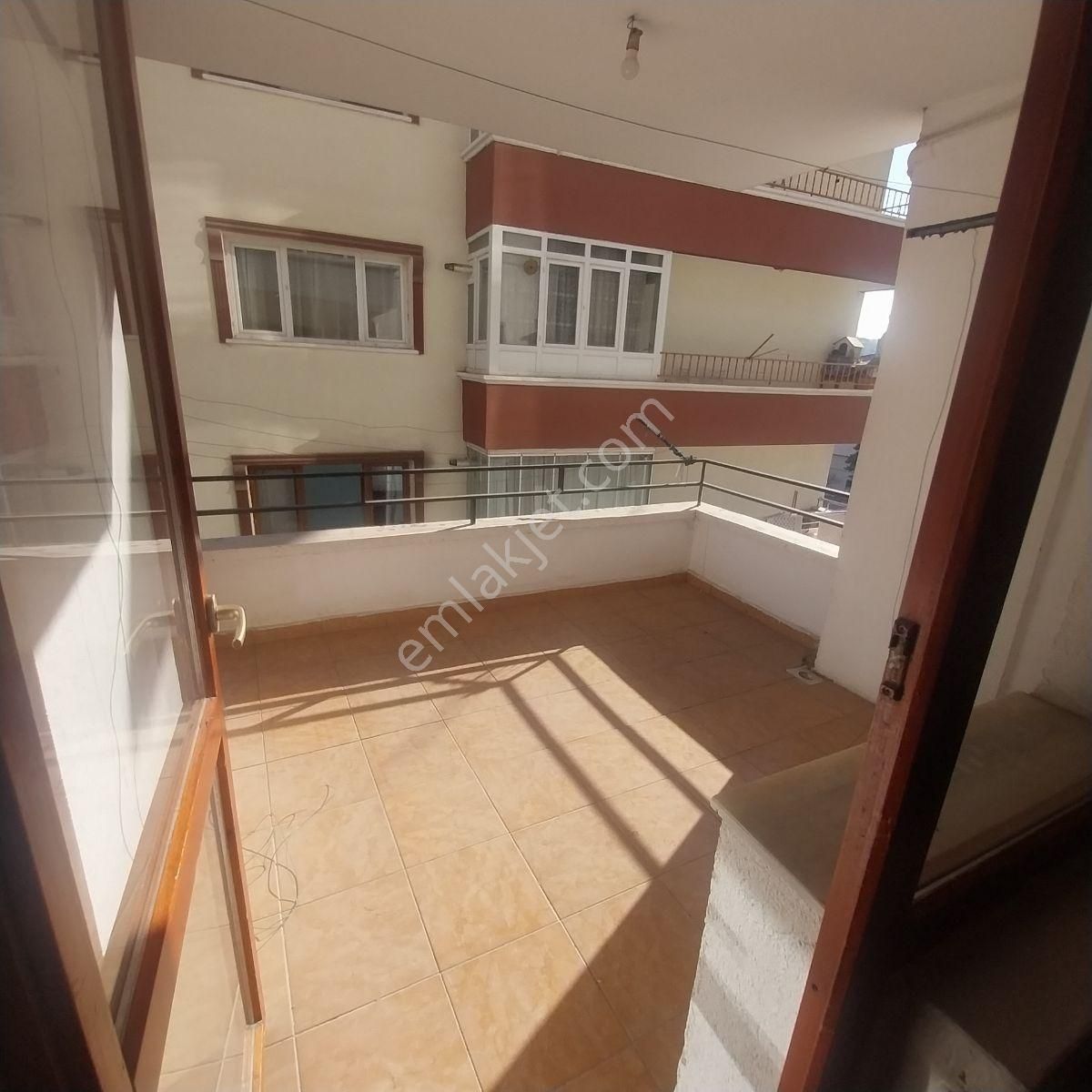 Elvan Mah. Cadde Üzerinde 3+1 Kiralık - Görsel 5
