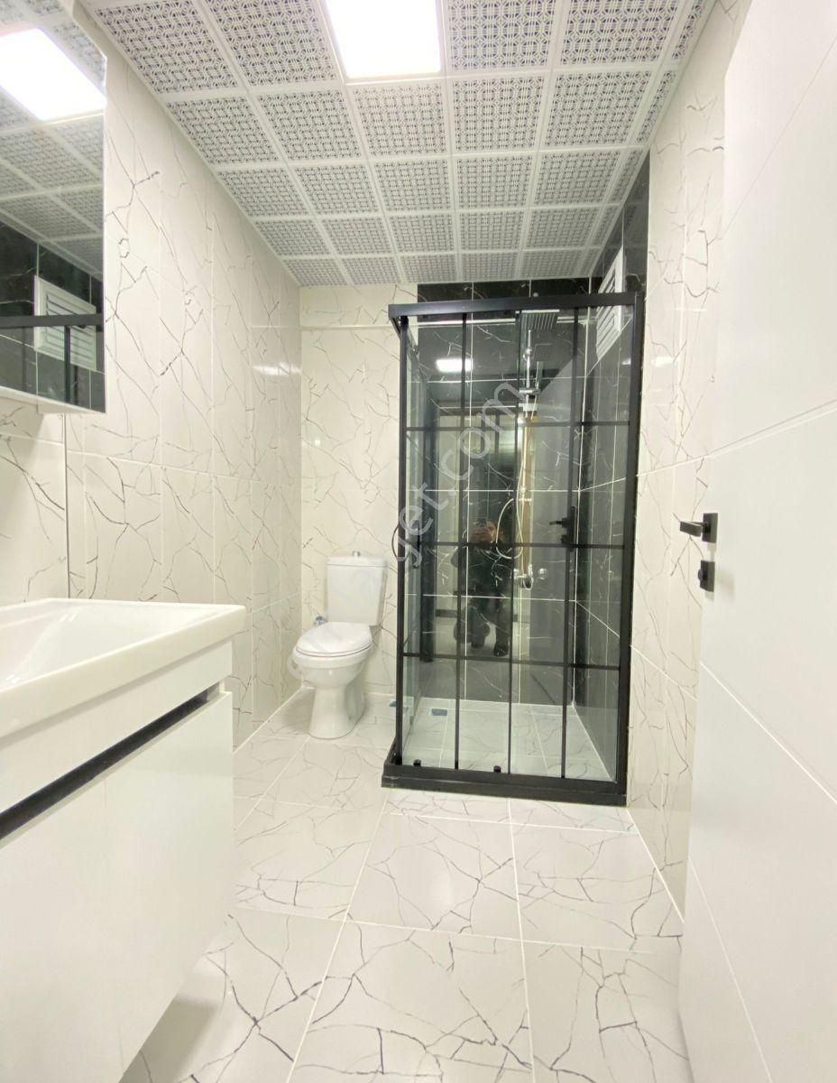 Cadde Üzerinde Hızlı Tren Ve 14. Cadde Yakınında 3+1 - Görsel 2