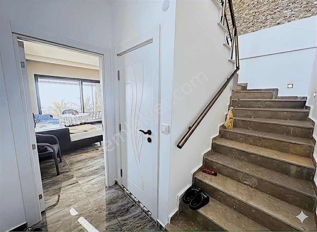 Panoramik Deniz Manzaralı 3+1 Sıfır Villa - Görsel 3