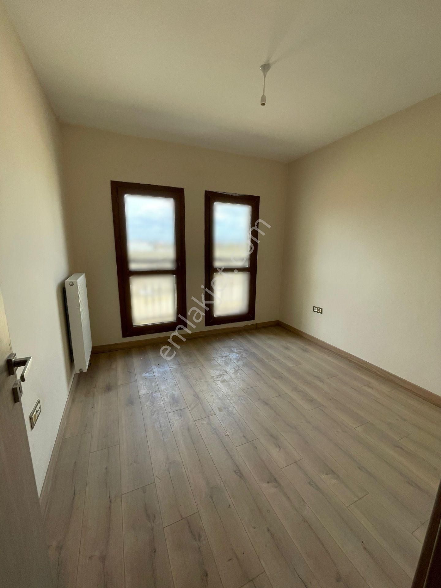 Afyon Üçok Emlaktan Battalgazi Mah Çetinkaya Toki De Satılık Arakat 2+1 Fırsat Daire - Görsel 17