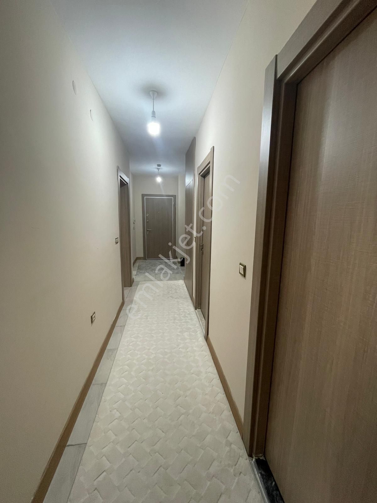 Afyon Üçok Emlaktan Battalgazi Mah Çetinkaya Toki De Satılık Arakat 2+1 Fırsat Daire - Görsel 7