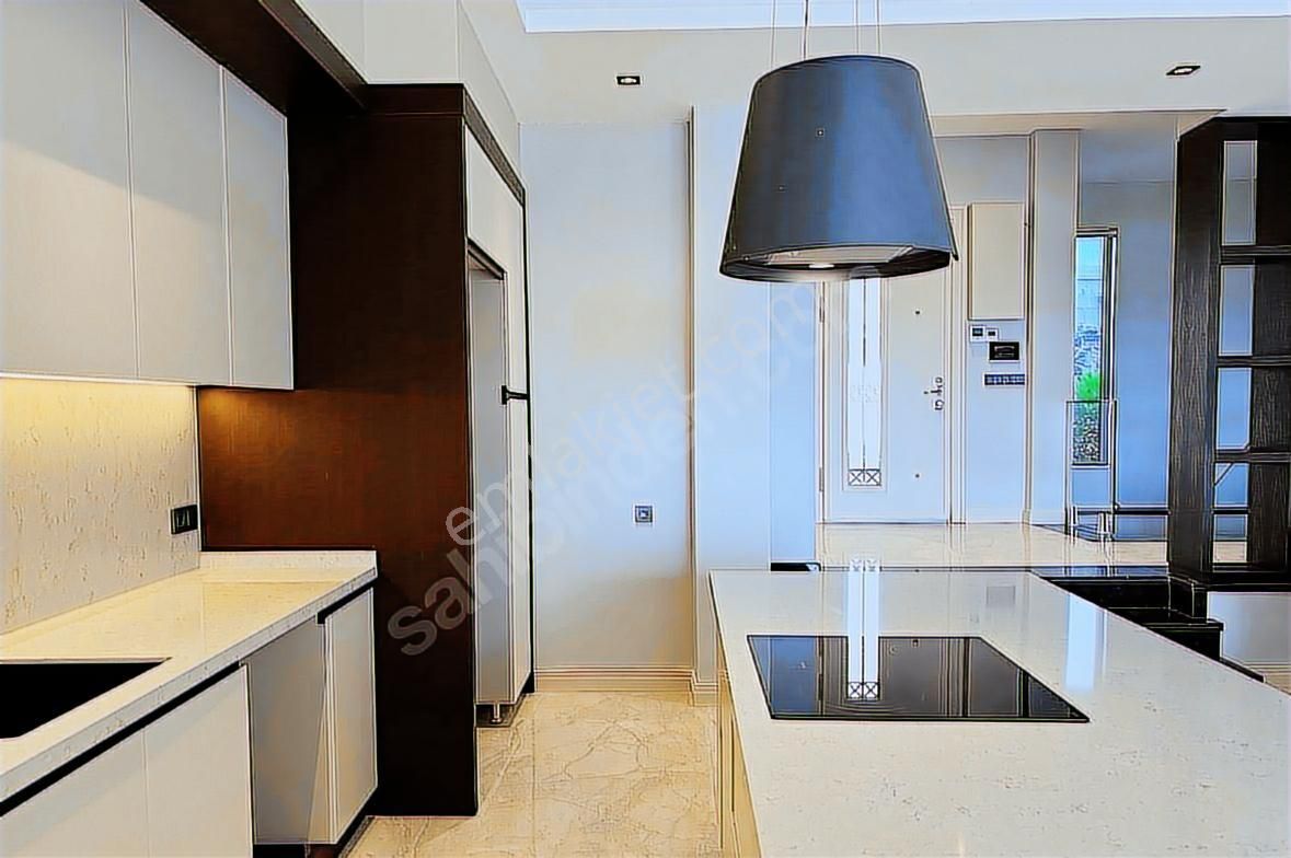 Yalıkavakta Deniz & Ada Manzaralı 750 M² Bahçeli Satılık Villa - Görsel 24