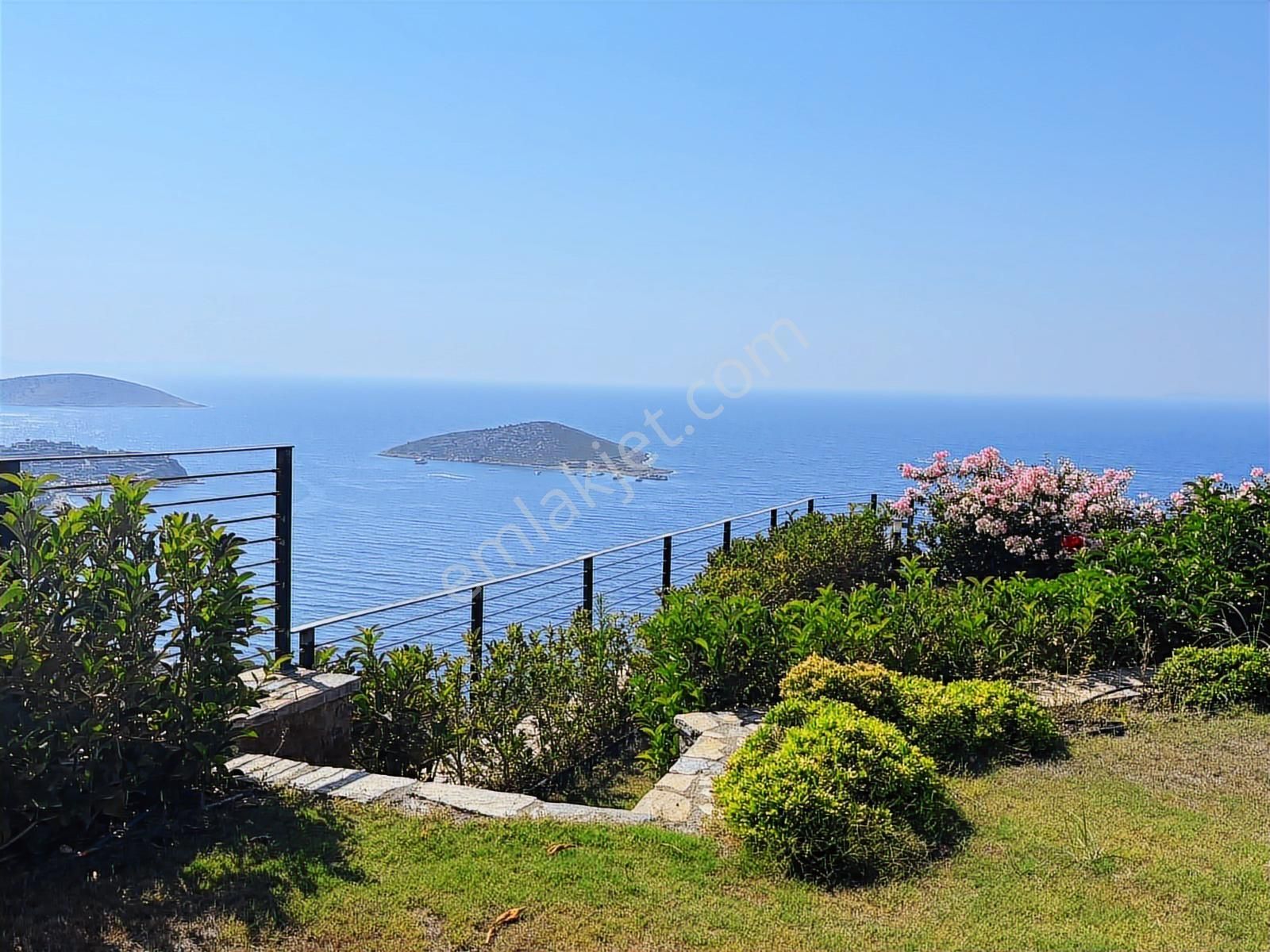 Yalıkavakta Deniz & Ada Manzaralı 750 M² Bahçeli Satılık Villa - Görsel 19