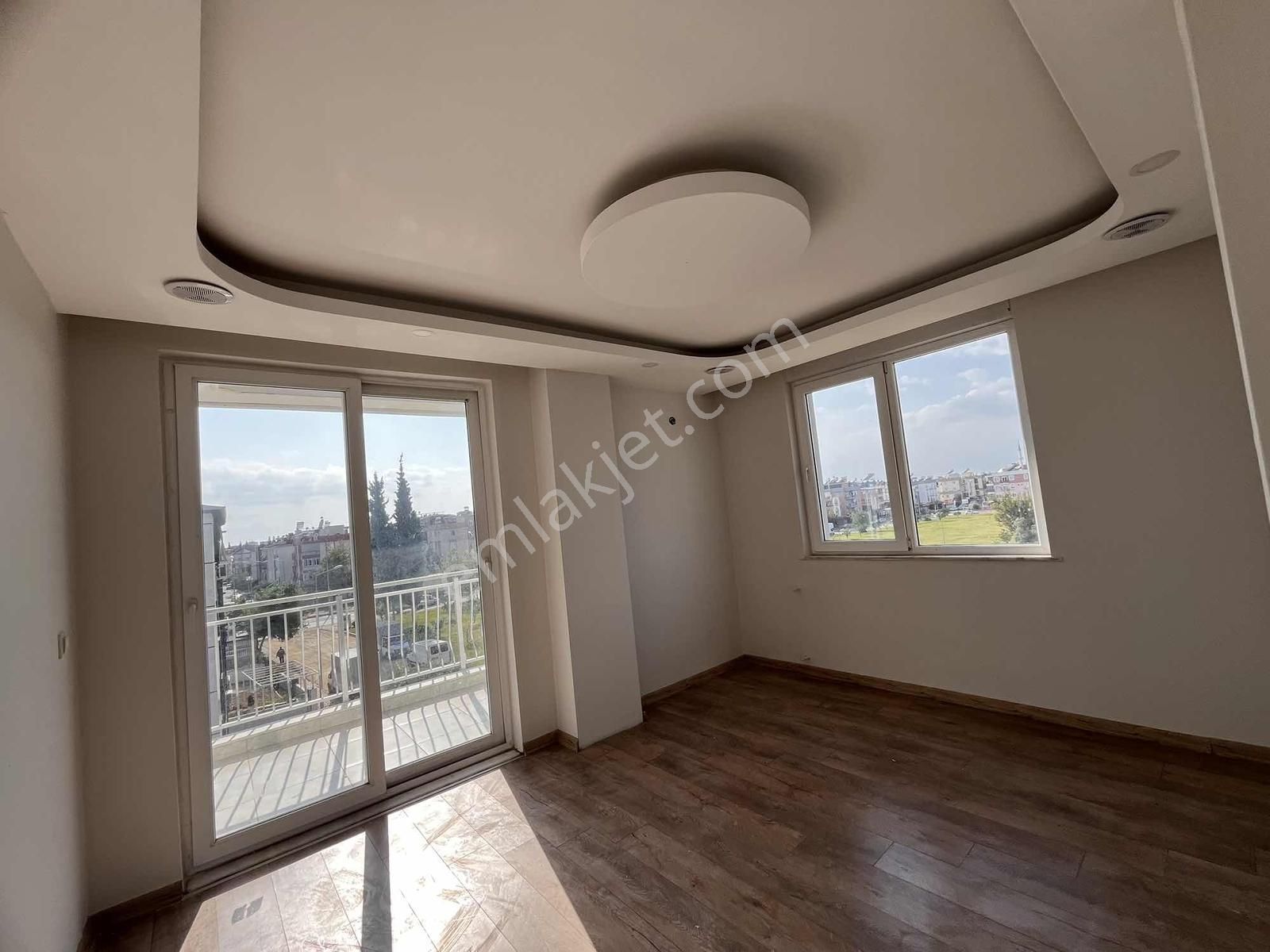 M. Akif Mah Katta Asansörlü Çatılı Masrafsız Daıre - Görsel 10