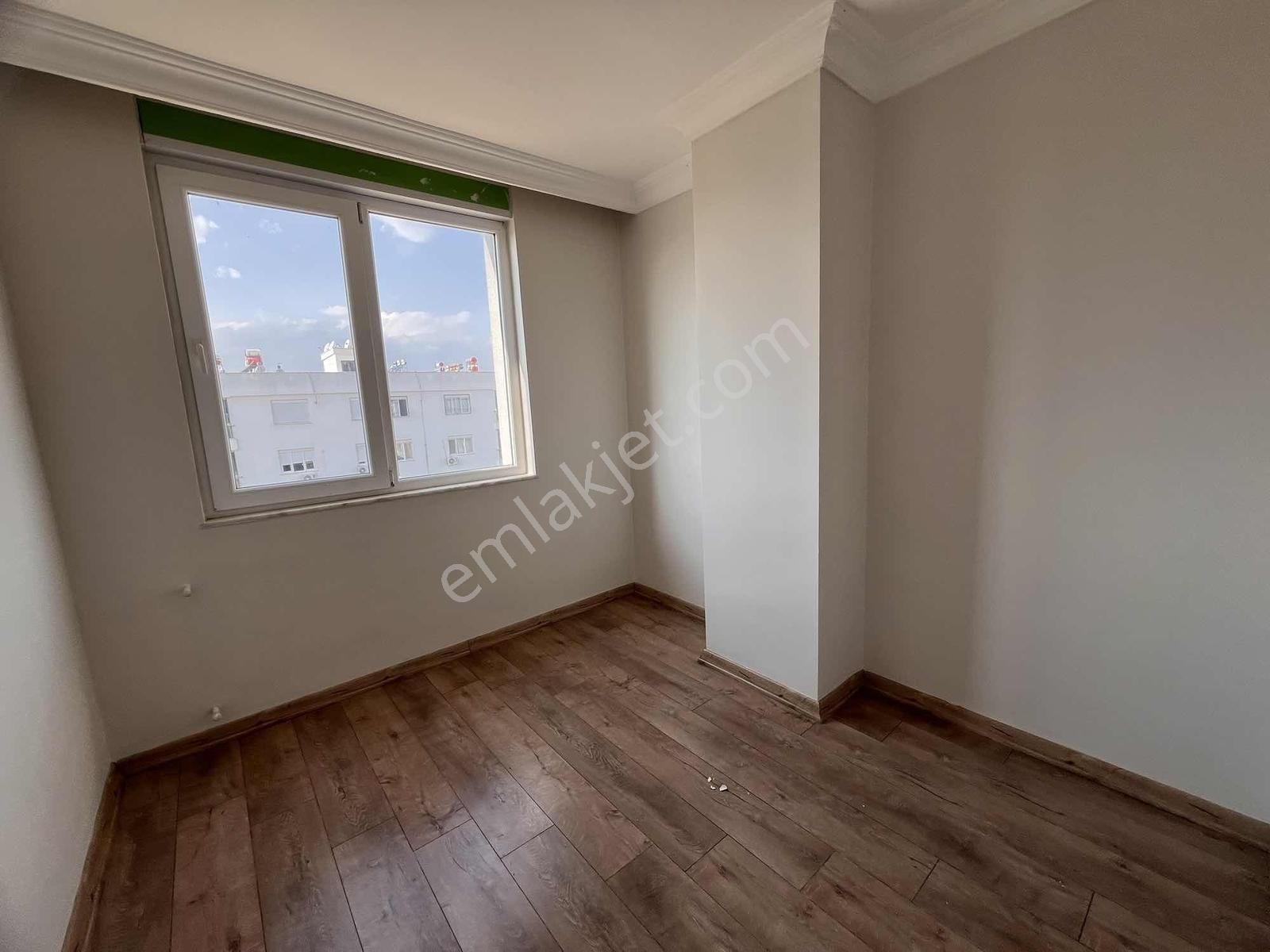 M. Akif Mah Katta Asansörlü Çatılı Masrafsız Daıre - Görsel 6