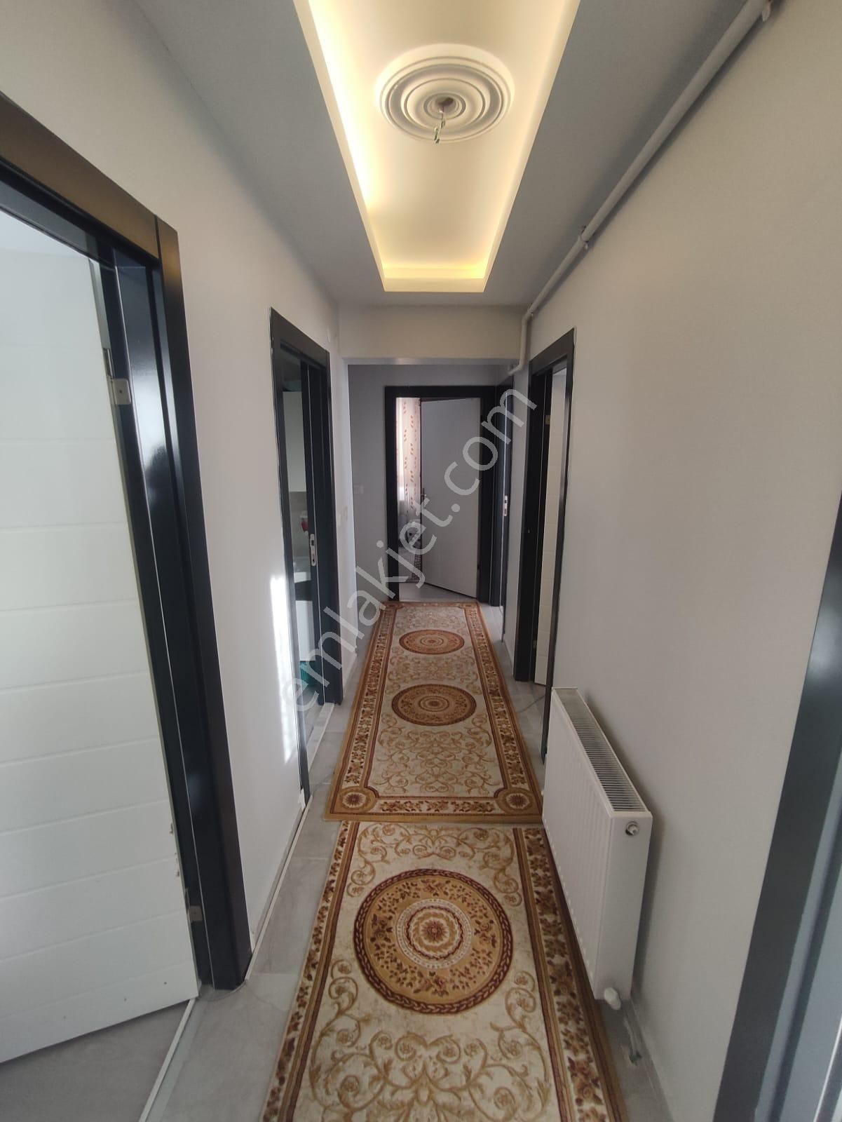 Hayal'den İstasyon Mh^de Bağımsz Ön Cp. Çift Balkonlu Geniş 3+1 Kupon Daire - Görsel 21