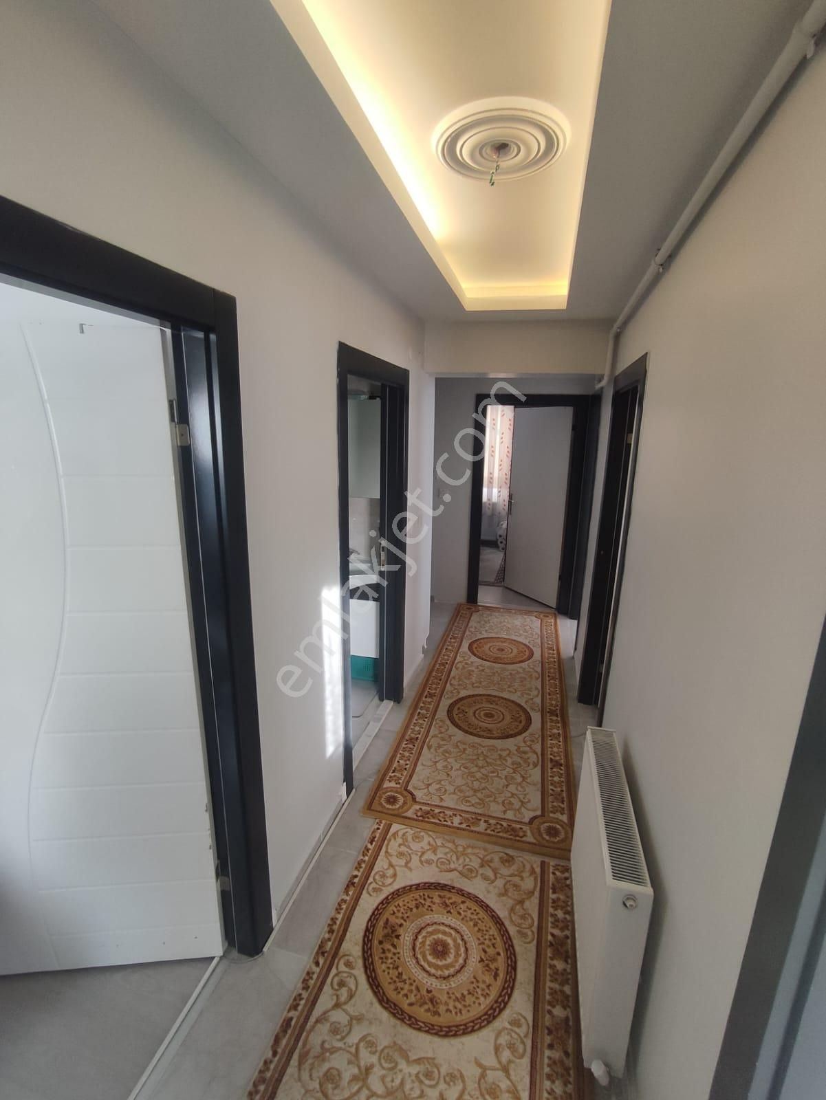 Hayal'den İstasyon Mh^de Bağımsz Ön Cp. Çift Balkonlu Geniş 3+1 Kupon Daire - Görsel 24