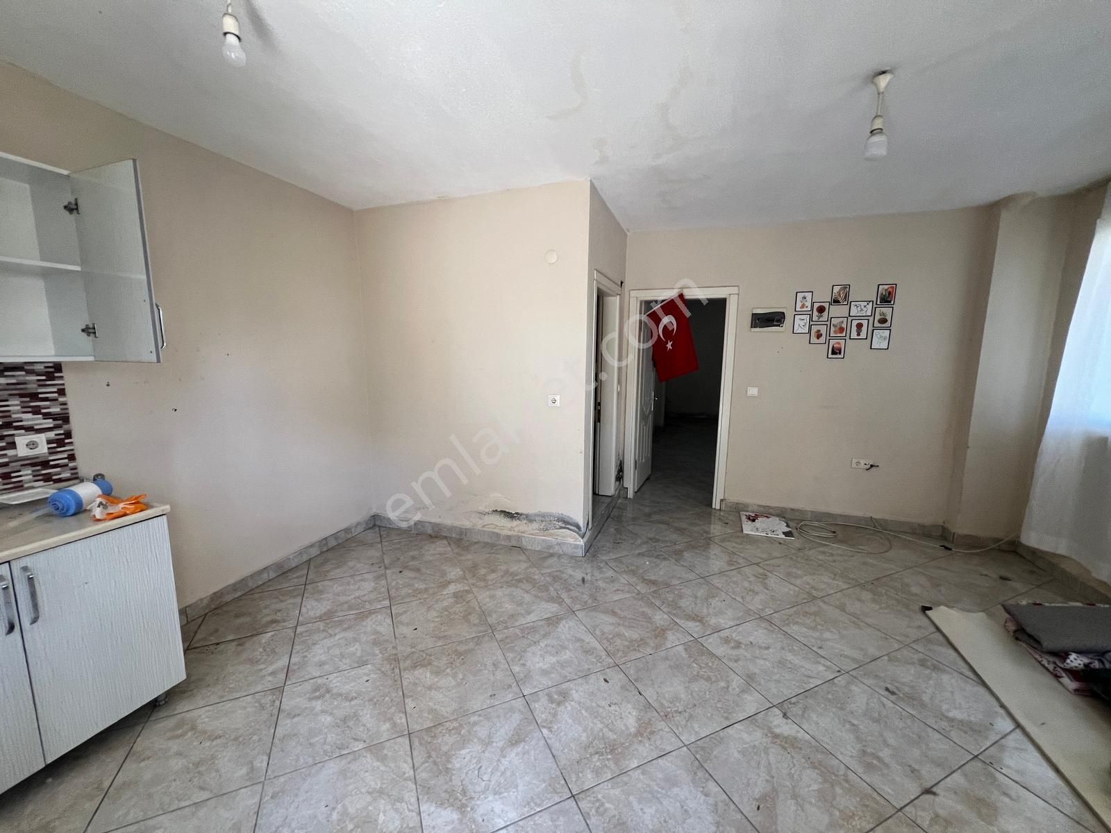 Milas Güneş Mahallesi Adliye Arkası Kiralık 1+1 Zemin Kat - Görsel 4