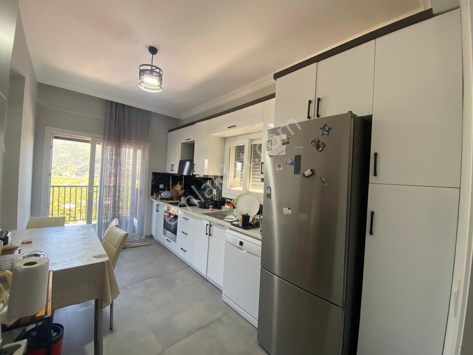 Saim Olcayto'dan Muhteşem Manzaralı 2+1 Geniş , Çift Balkonlu Daire - Görsel 11