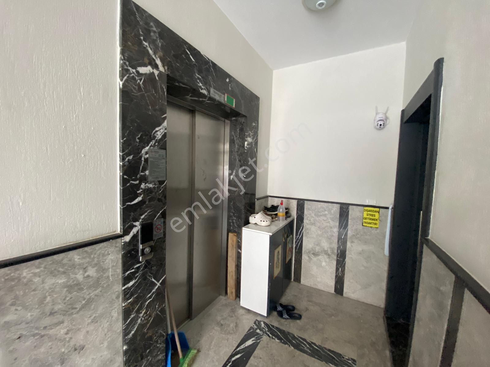 Saim Olcayto'dan Muhteşem Manzaralı 2+1 Geniş , Çift Balkonlu Daire - Görsel 29