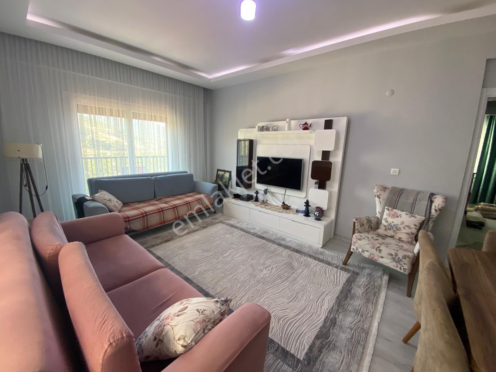 Saim Olcayto'dan Muhteşem Manzaralı 2+1 Geniş , Çift Balkonlu Daire - Görsel 21