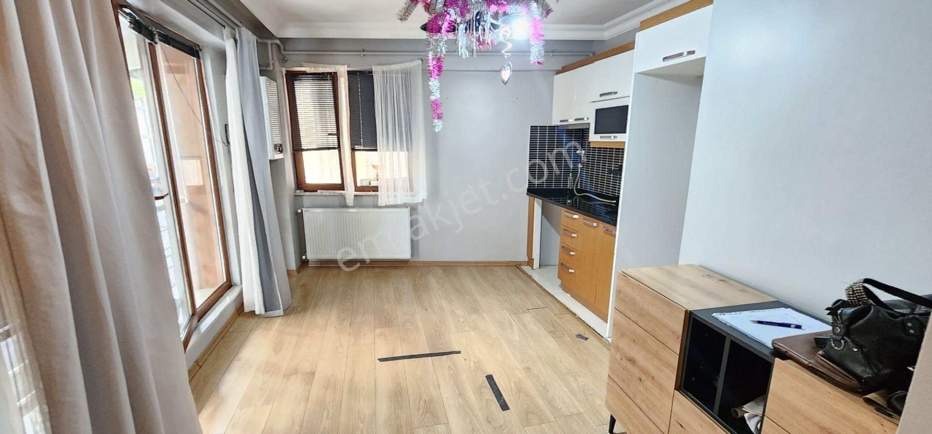 Bulgurlu Metro 1+1 Yeni Bina Ara Kat Kullanışlı Satılık Daire - Görsel 7