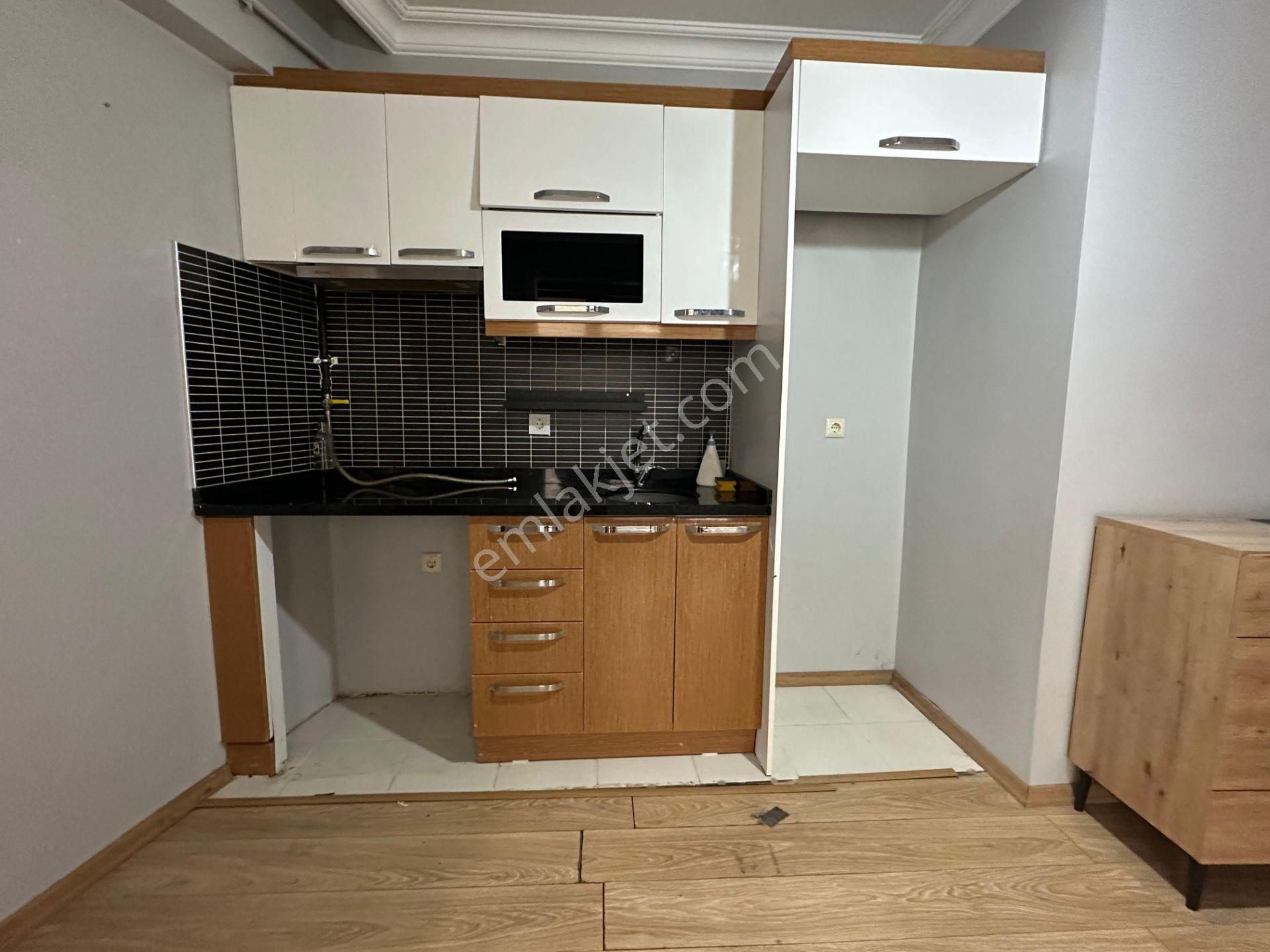 Bulgurlu Metro 1+1 Yeni Bina Ara Kat Kullanışlı Satılık Daire - Görsel 6