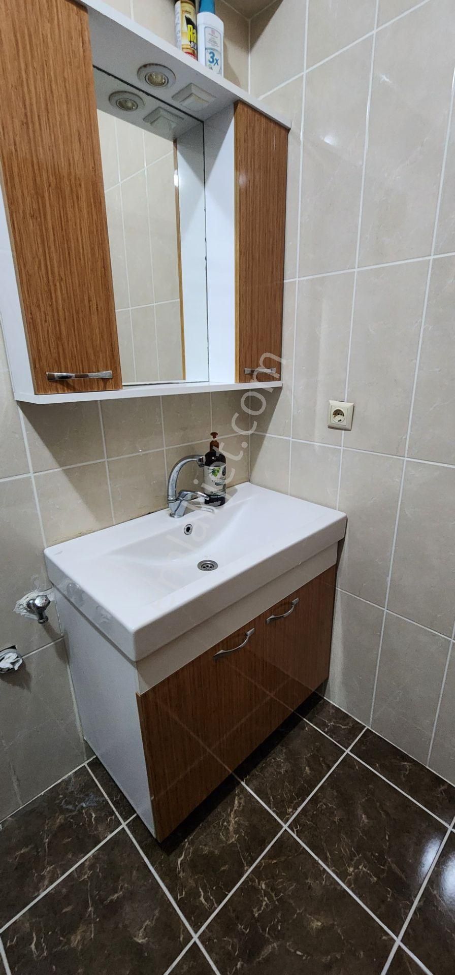 Bulgurlu Metro 1+1 Yeni Bina Ara Kat Kullanışlı Satılık Daire - Görsel 15