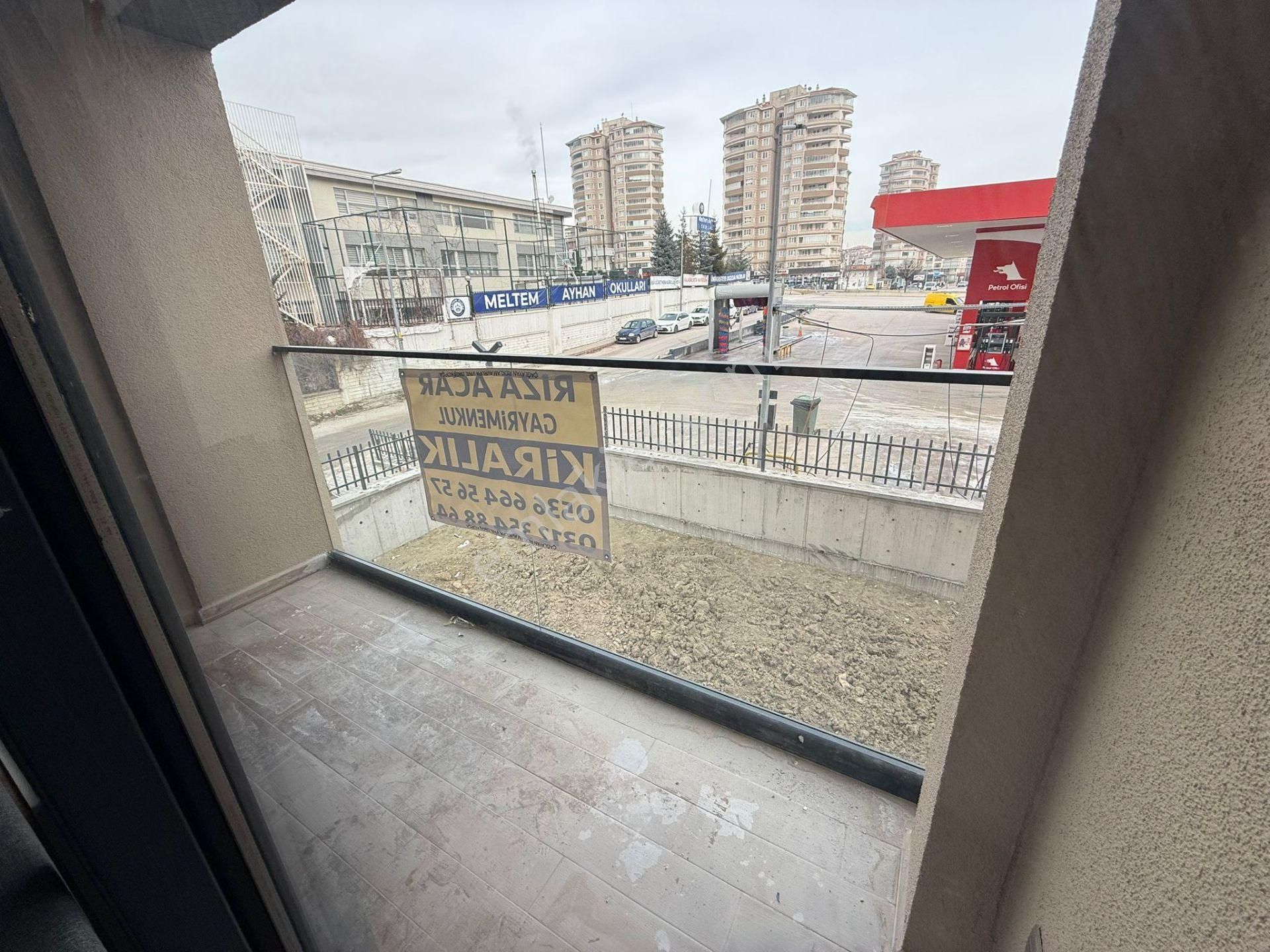 Rıza Acar'dan Meydan Çakılar Sitesinde Eşyalı 1+1 Kiralık Daire - Görsel 5