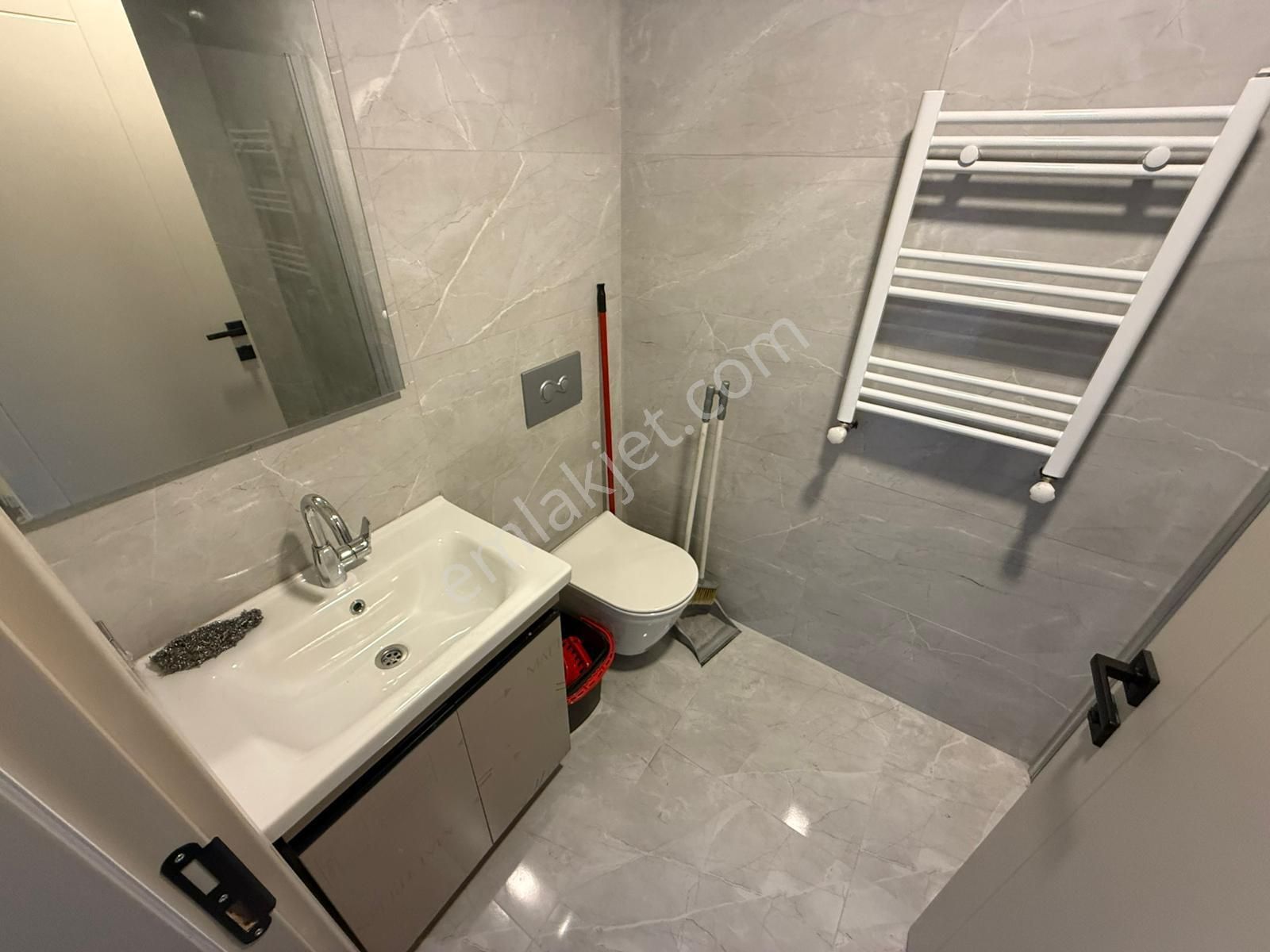 Rıza Acar'dan Meydan Çakılar Sitesinde Eşyalı 1+1 Kiralık Daire - Görsel 30