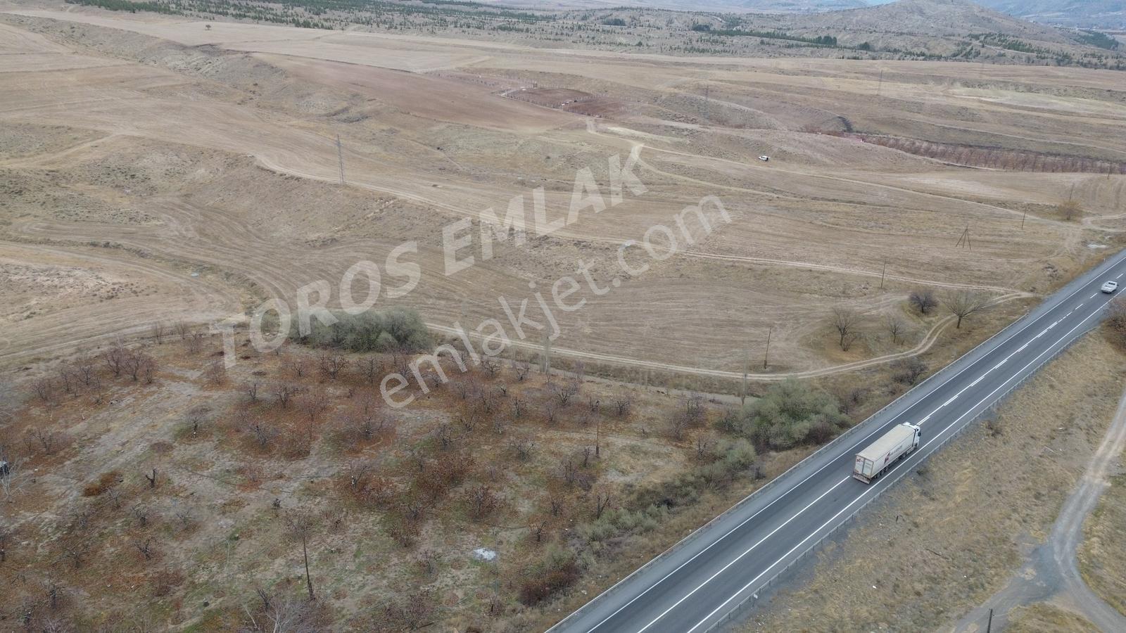 Toros Emlak'tan Satılık E 90 Yoluna Sıfır 10,750 M2 Sulu Tarla - Görsel 18