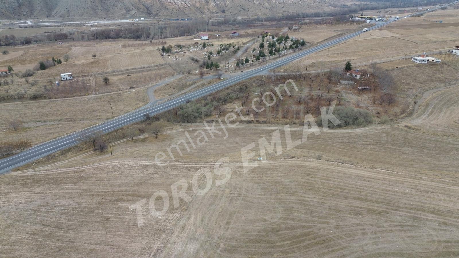 Toros Emlak'tan Satılık E 90 Yoluna Sıfır 10,750 M2 Sulu Tarla - Görsel 6