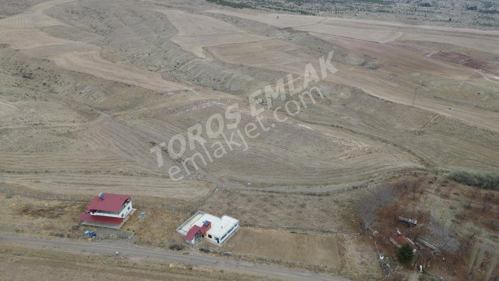 Toros Emlak'tan Satılık E 90 Yoluna Sıfır 10,750 M2 Sulu Tarla - Görsel 9