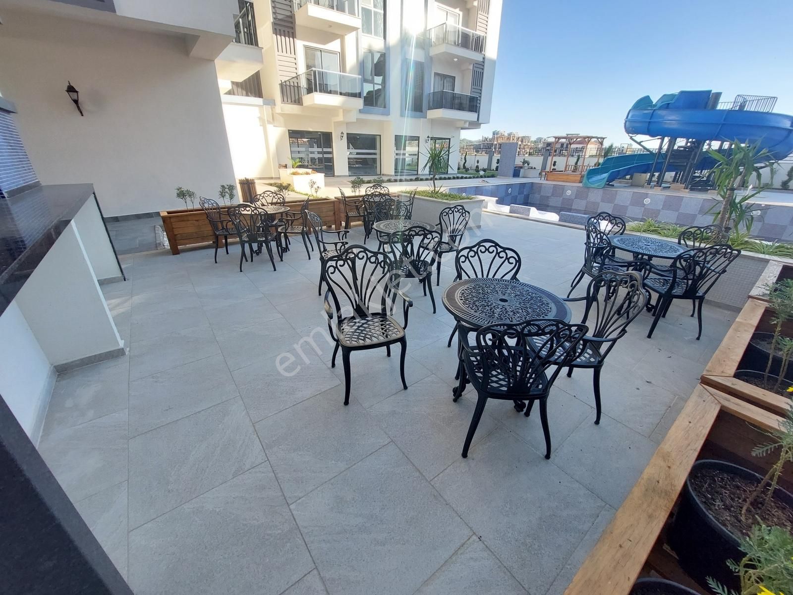 Alanya Oba'da Full Aktiviteli Sitede Satılık Eşyalı 1+1 Daire - Görsel 12