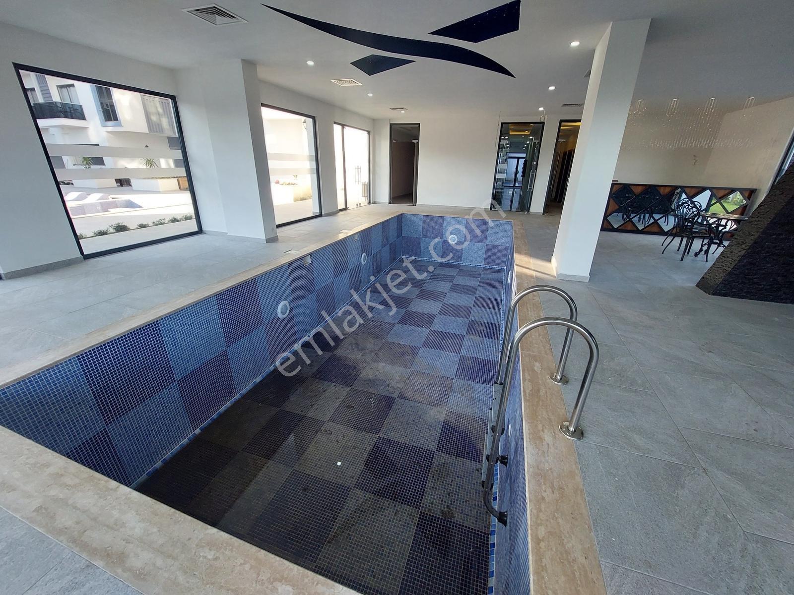 Alanya Oba'da Full Aktiviteli Sitede Satılık Eşyalı 1+1 Daire - Görsel 11