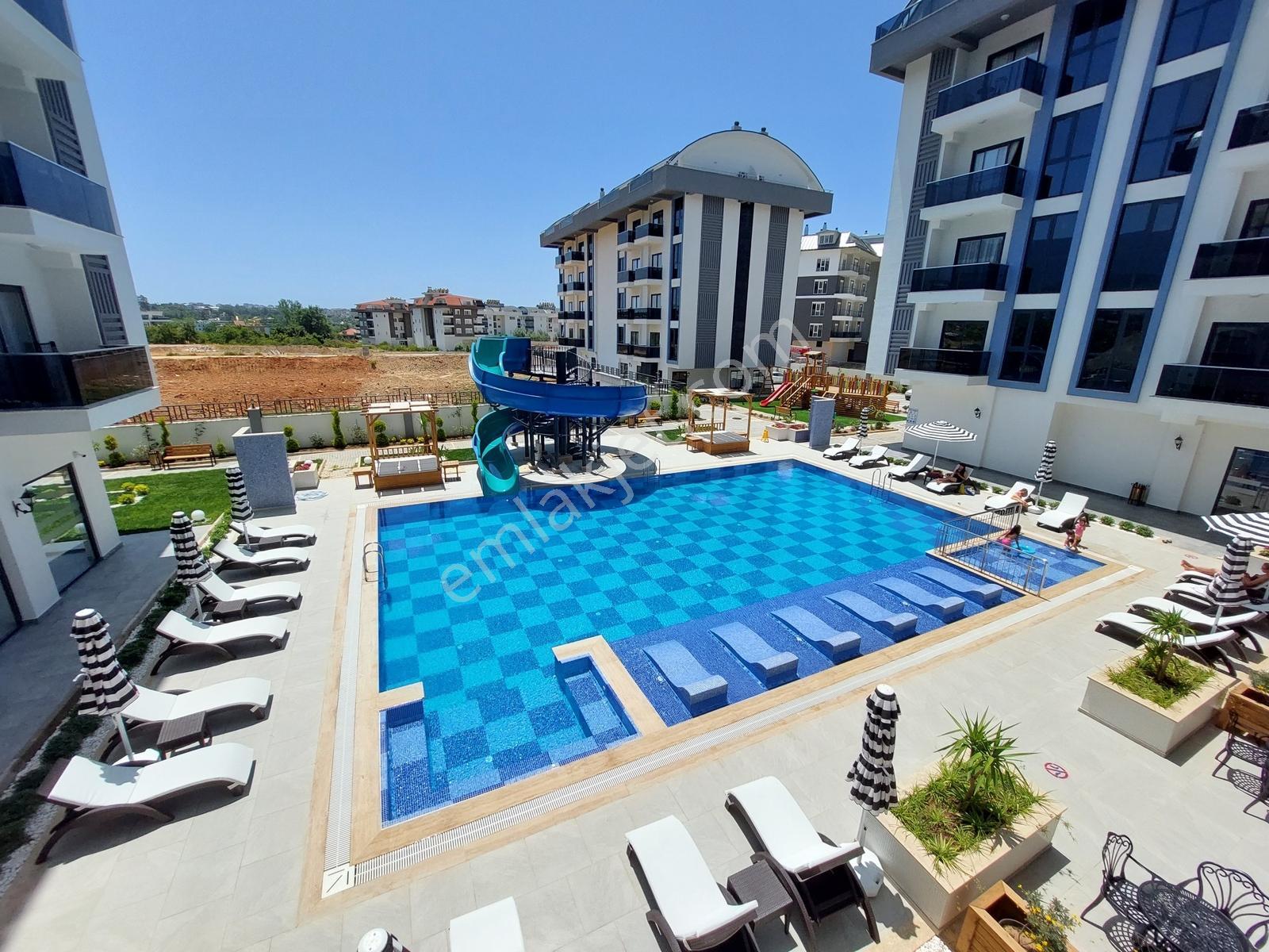 Alanya Oba'da Full Aktiviteli Sitede Satılık Eşyalı 1+1 Daire - Görsel 5