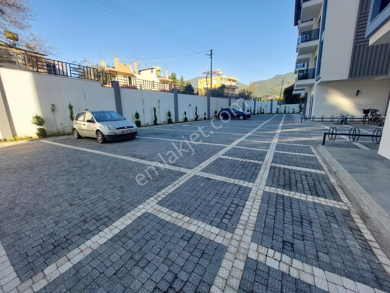 Alanya Oba'da Full Aktiviteli Sitede Satılık Eşyalı 1+1 Daire - Görsel 16