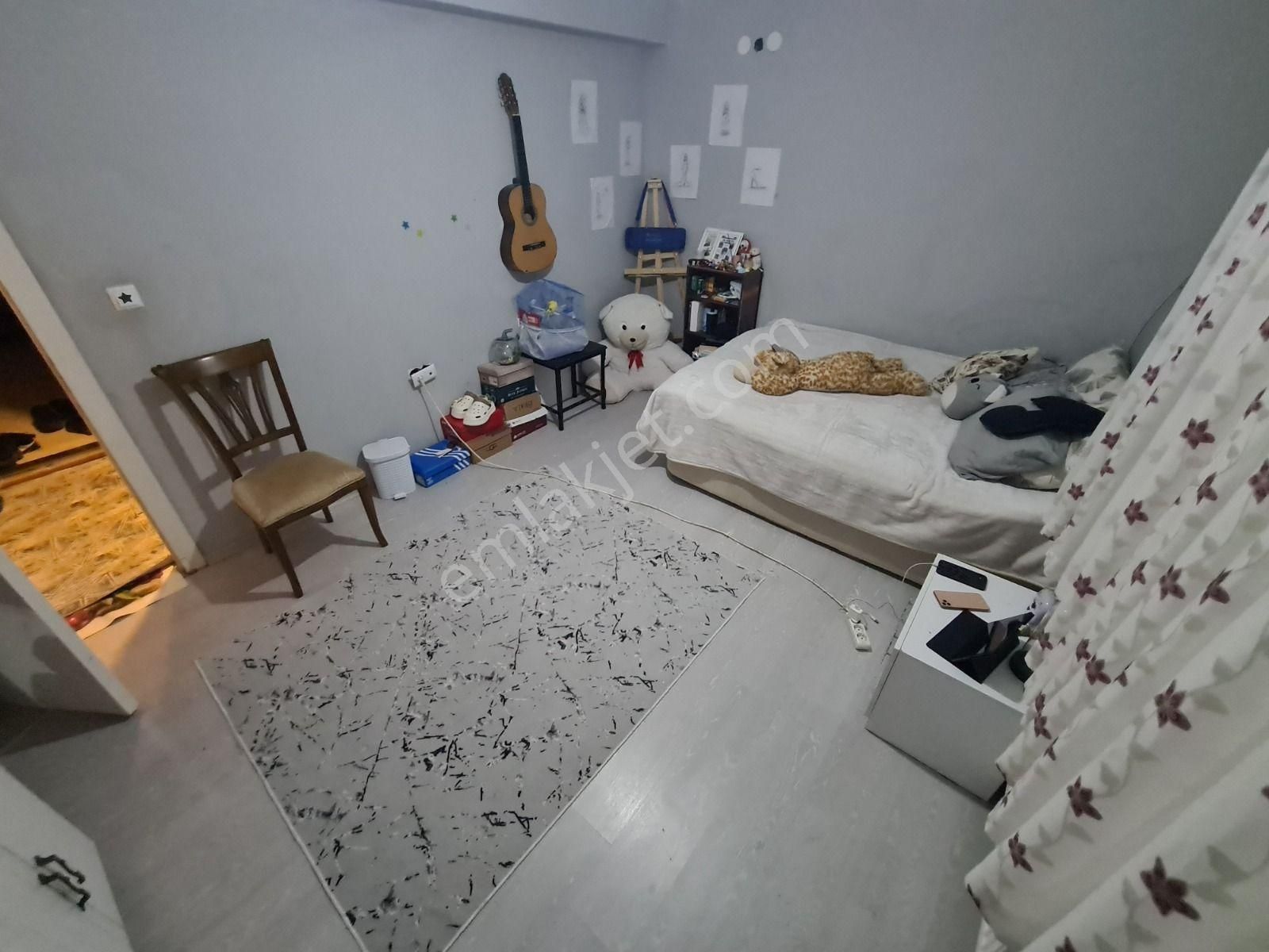 Öğretmenler Parkı Yakını Kat Konumunda Arakat Geniş 3+1 Daire - Görsel 14