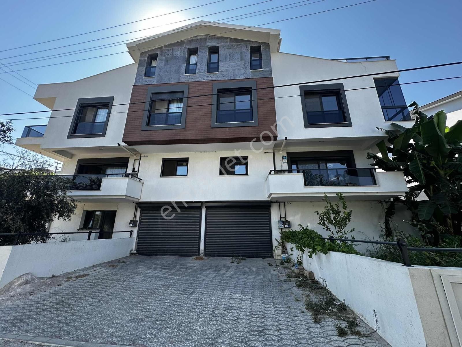 Zeytinalanı Merkezde Kapalı Otoparklı Villa Rezerve'den.. - Görsel 1